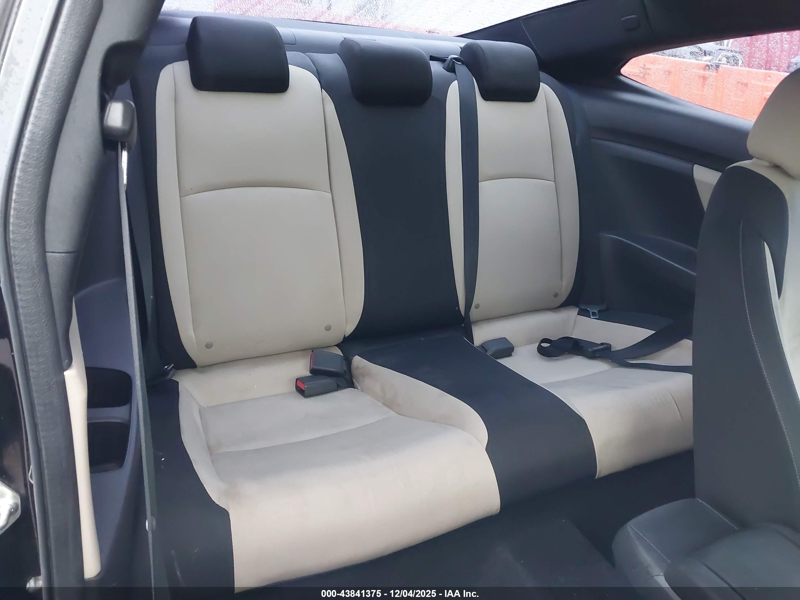 HONDA CIVIC image 8