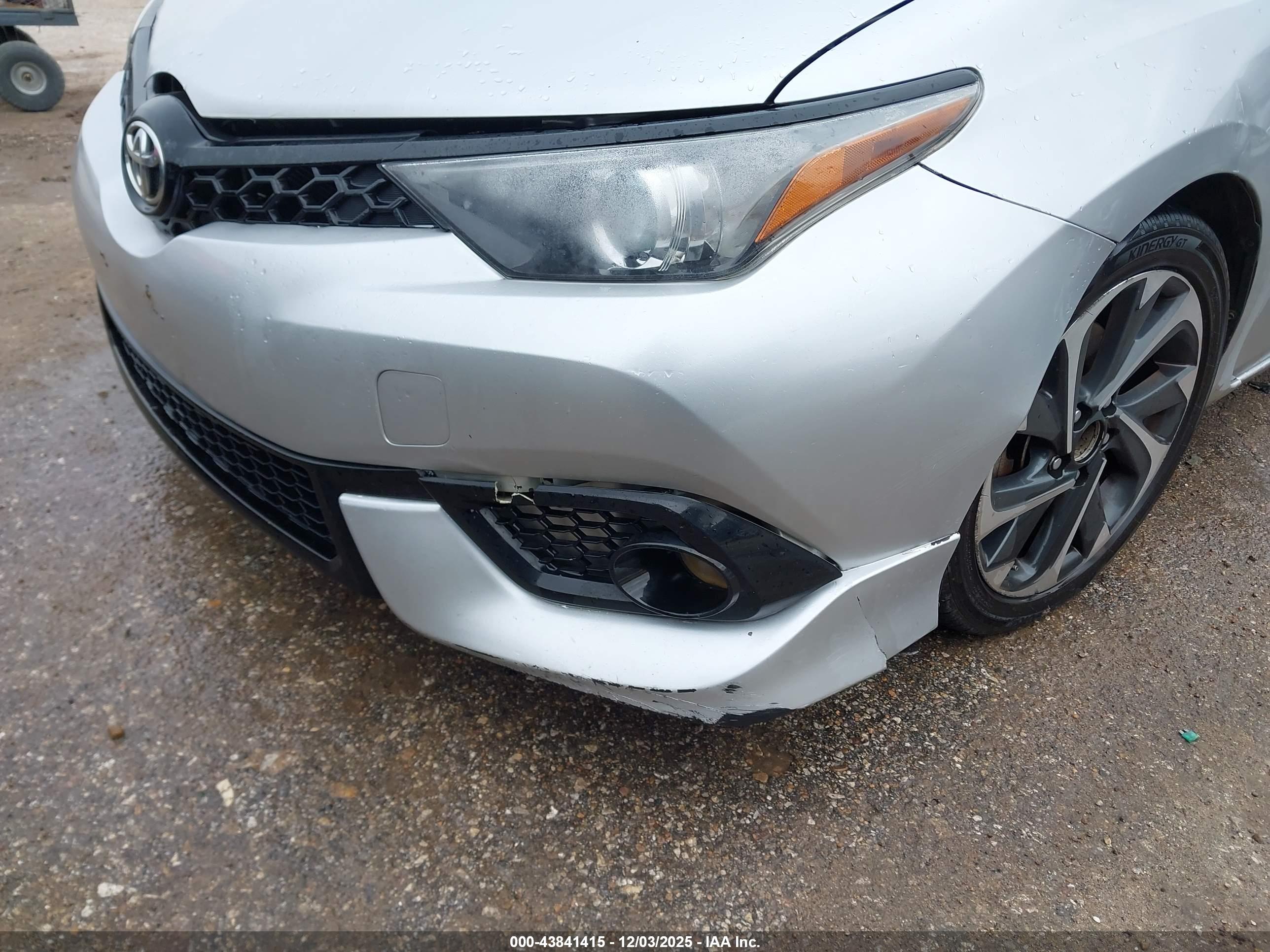 TOYOTA COROLLA image 6