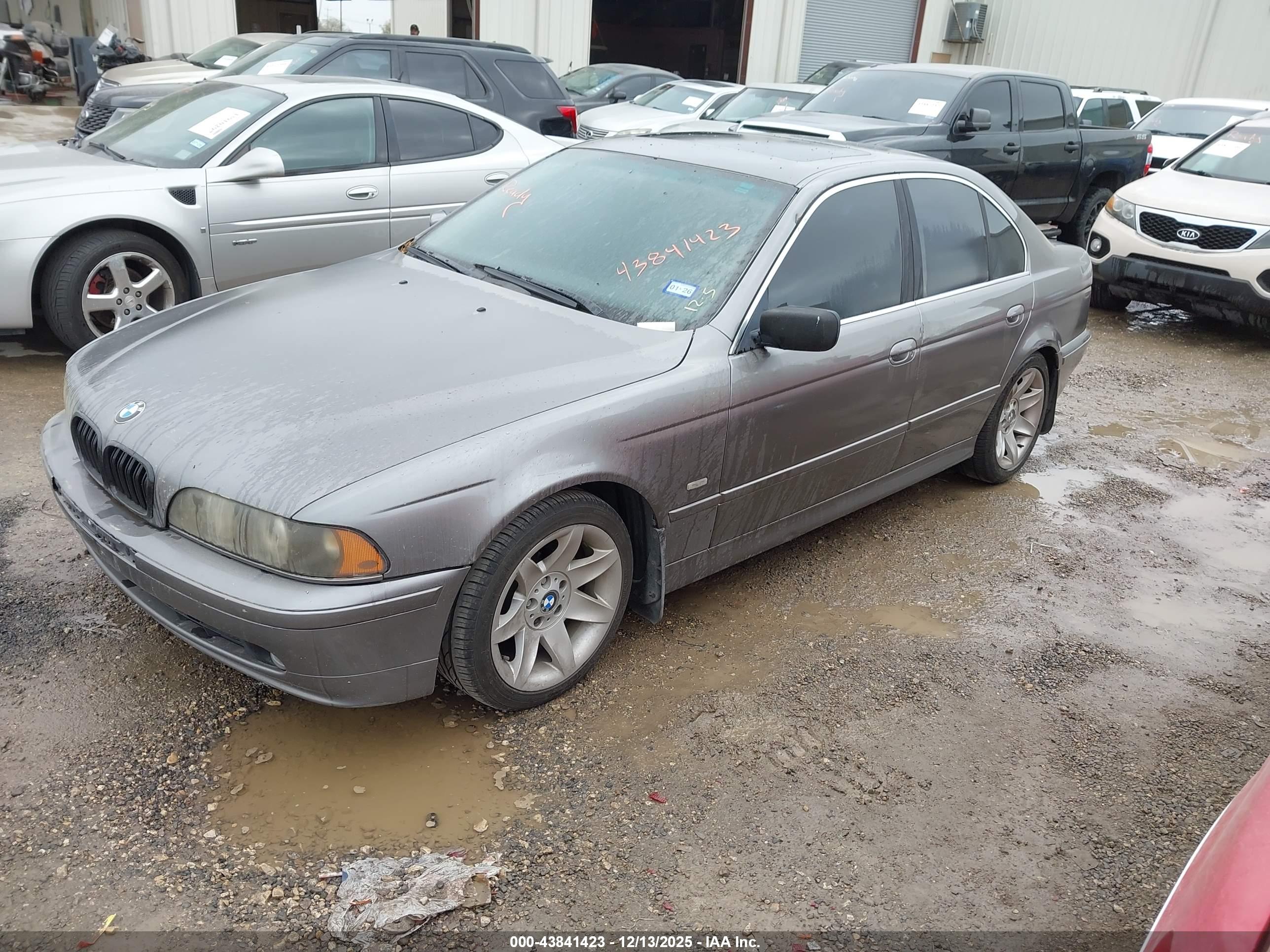 BMW 525IA image 2