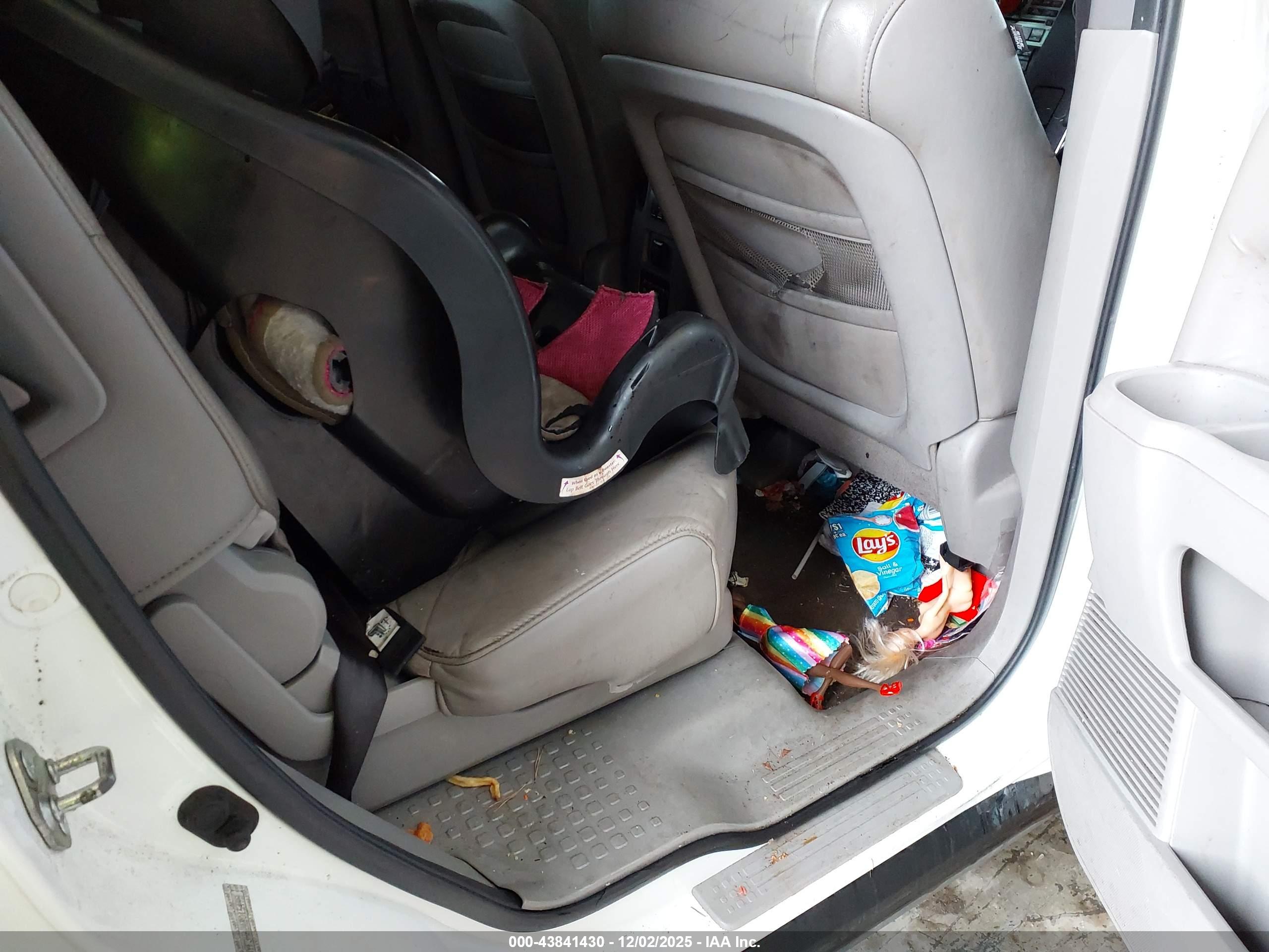 HONDA PILOT image 8