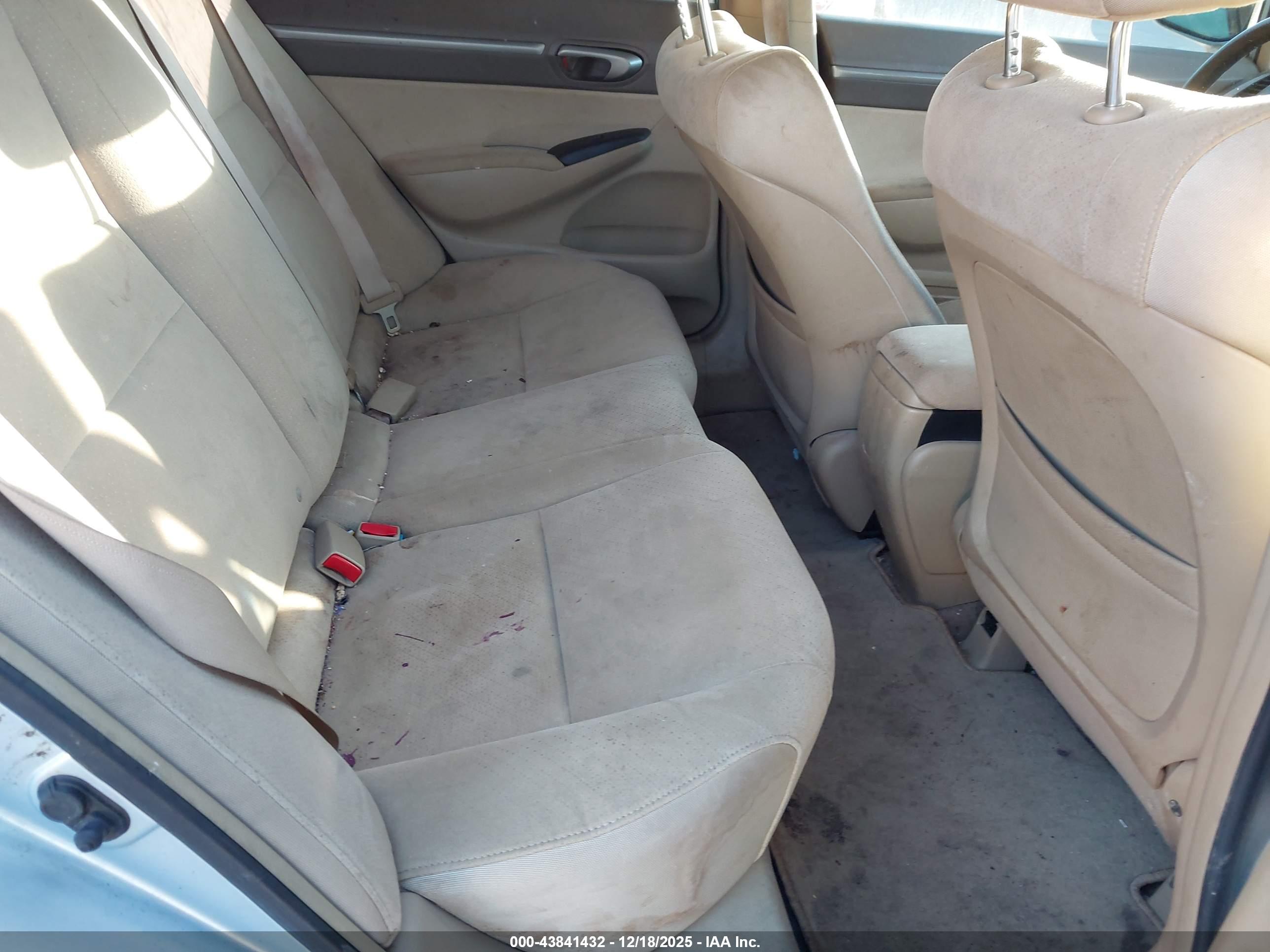 HONDA CIVIC image 8