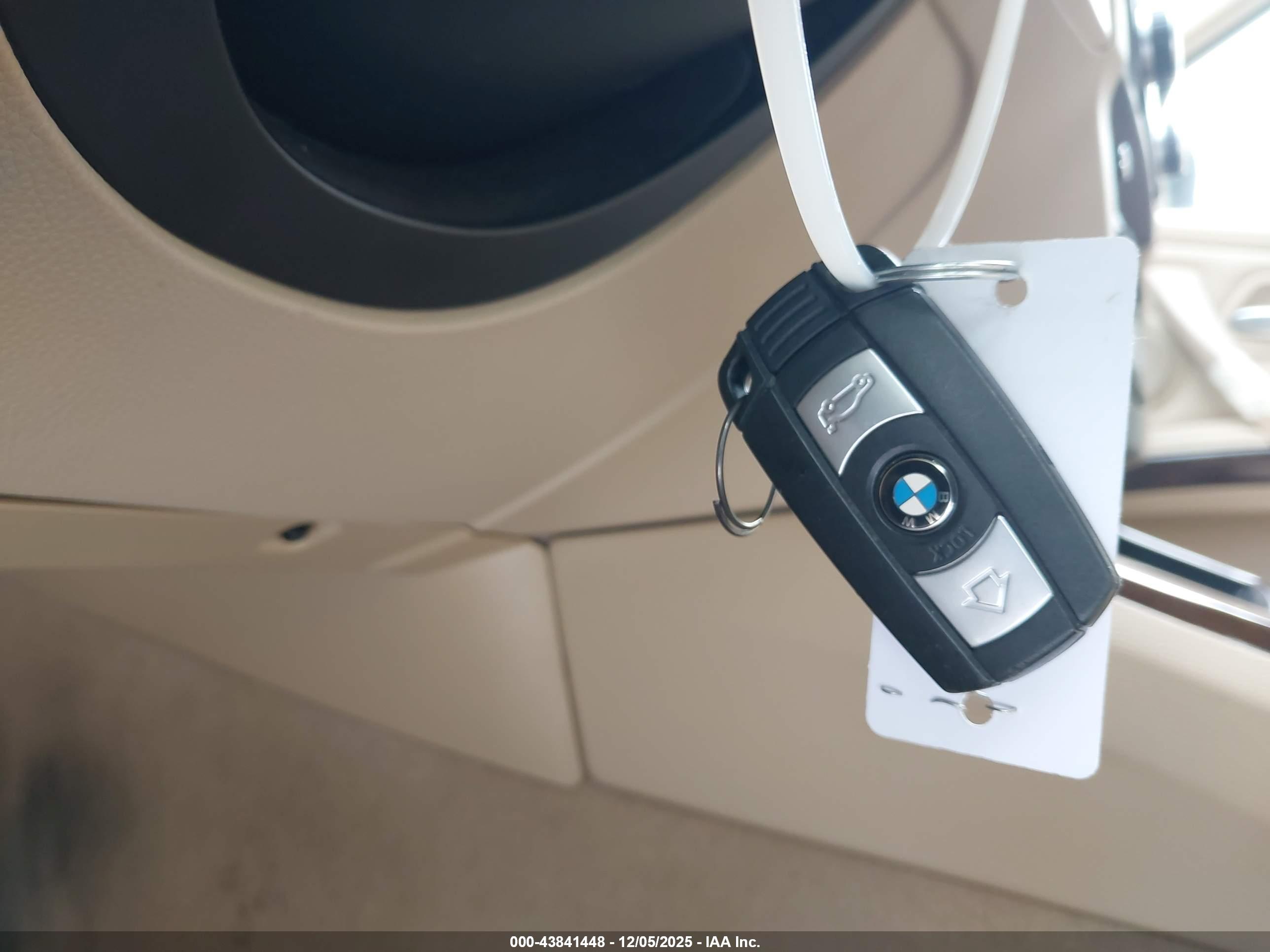 BMW 328I image 11