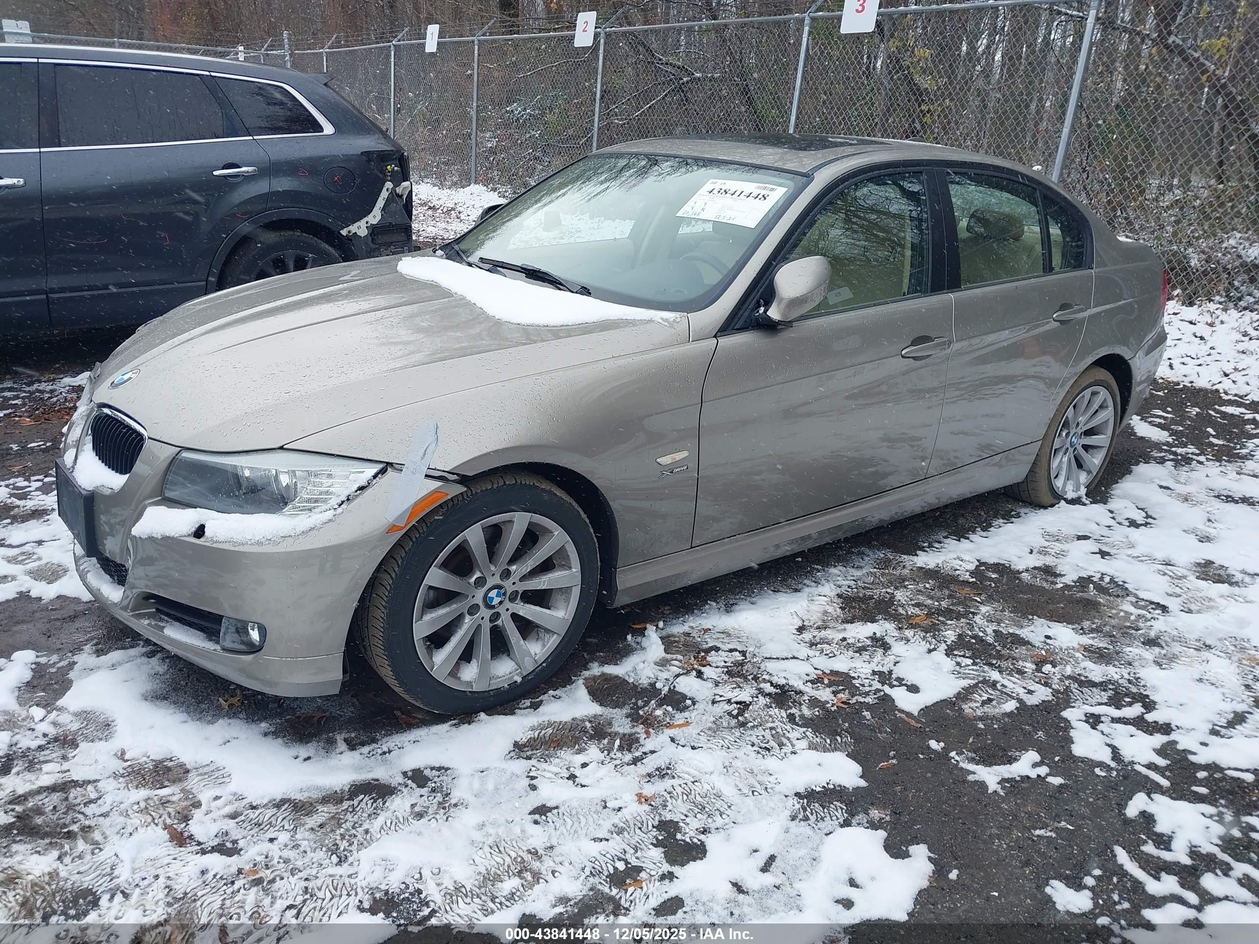 BMW 328I image 2