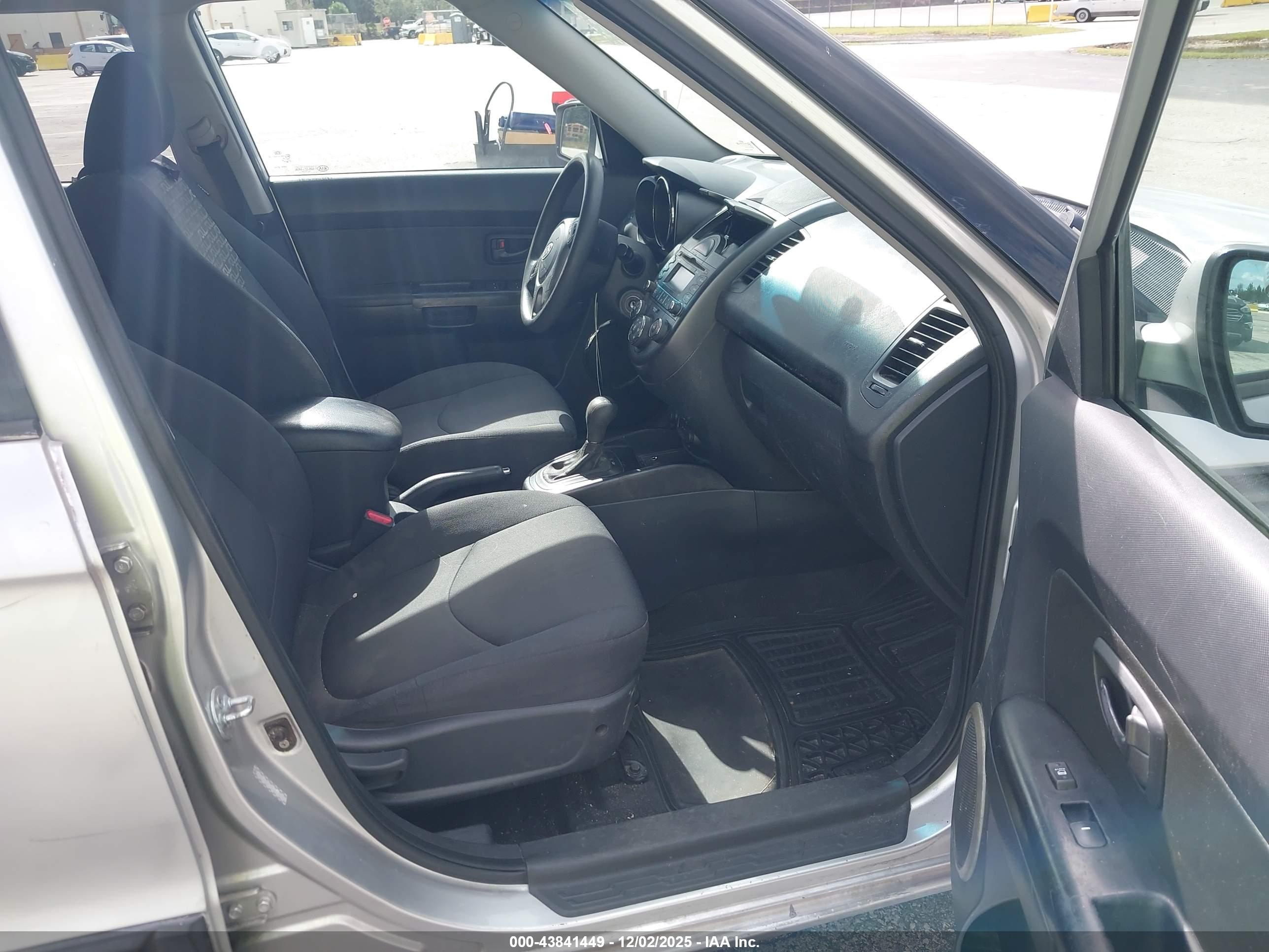 KIA SOUL image 5