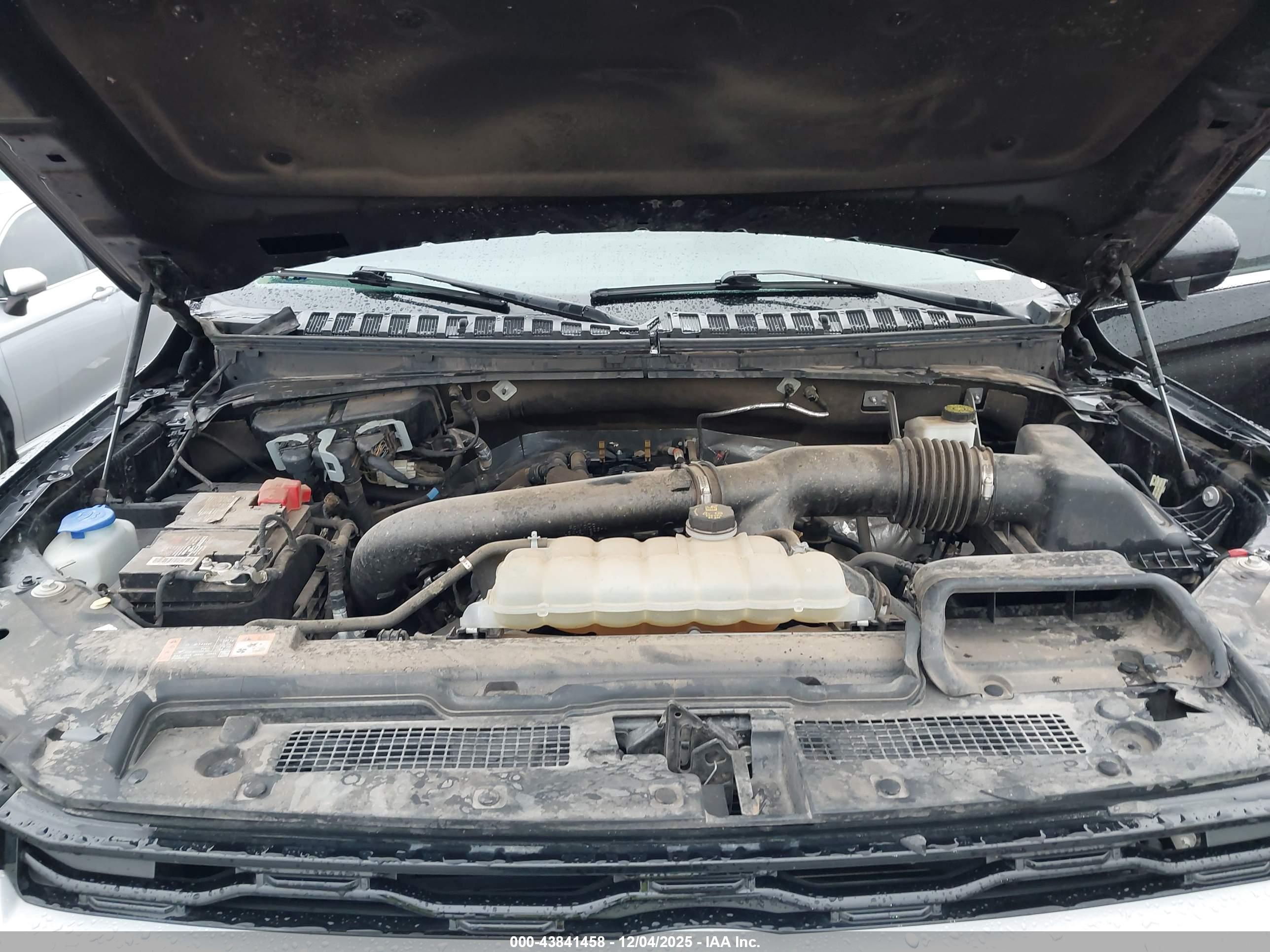 FORD EXPEDITION image 10