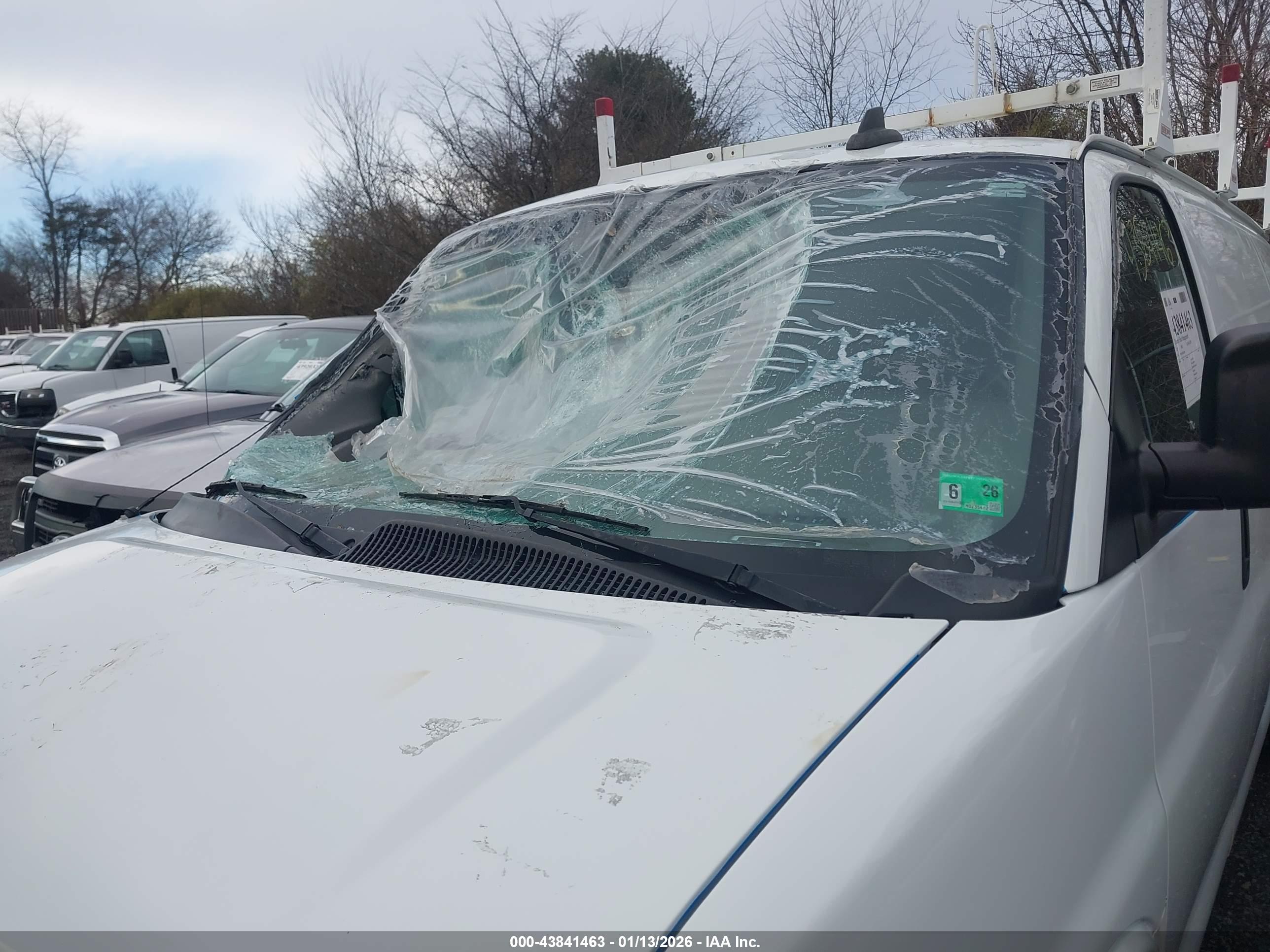 GMC SAVANA image 6
