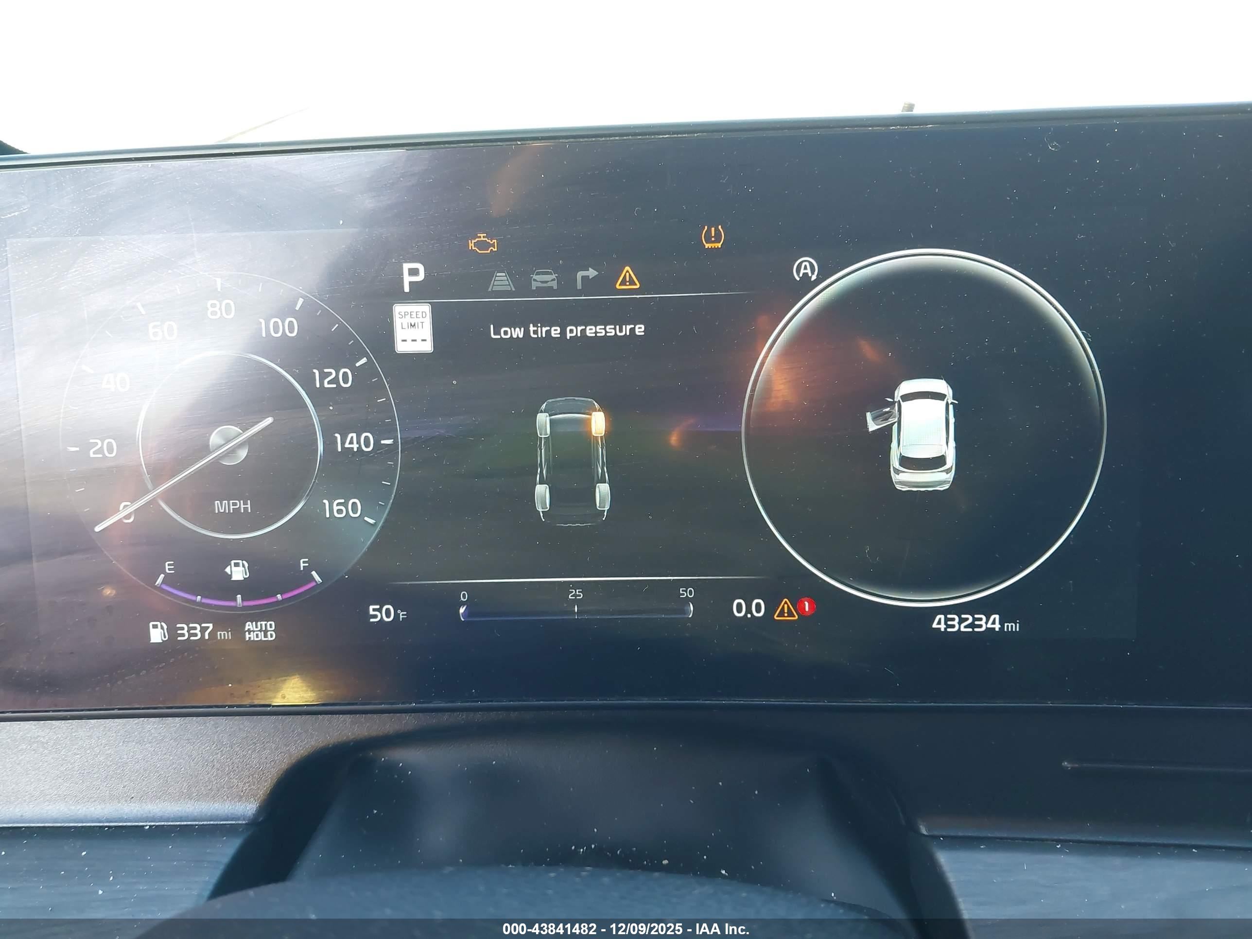 KIA SPORTAGE image 7