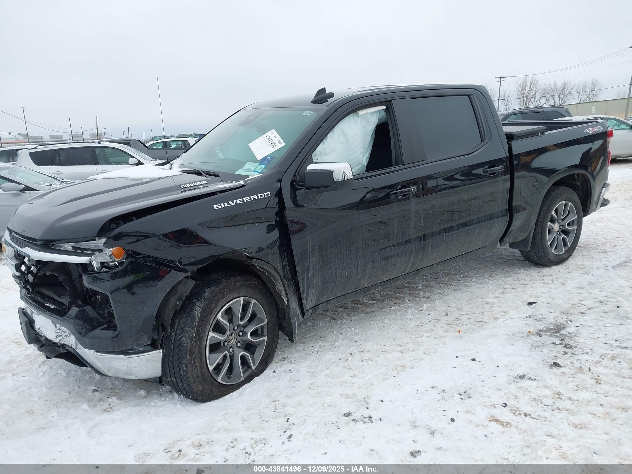 CHEVROLET SILVERADO image 2