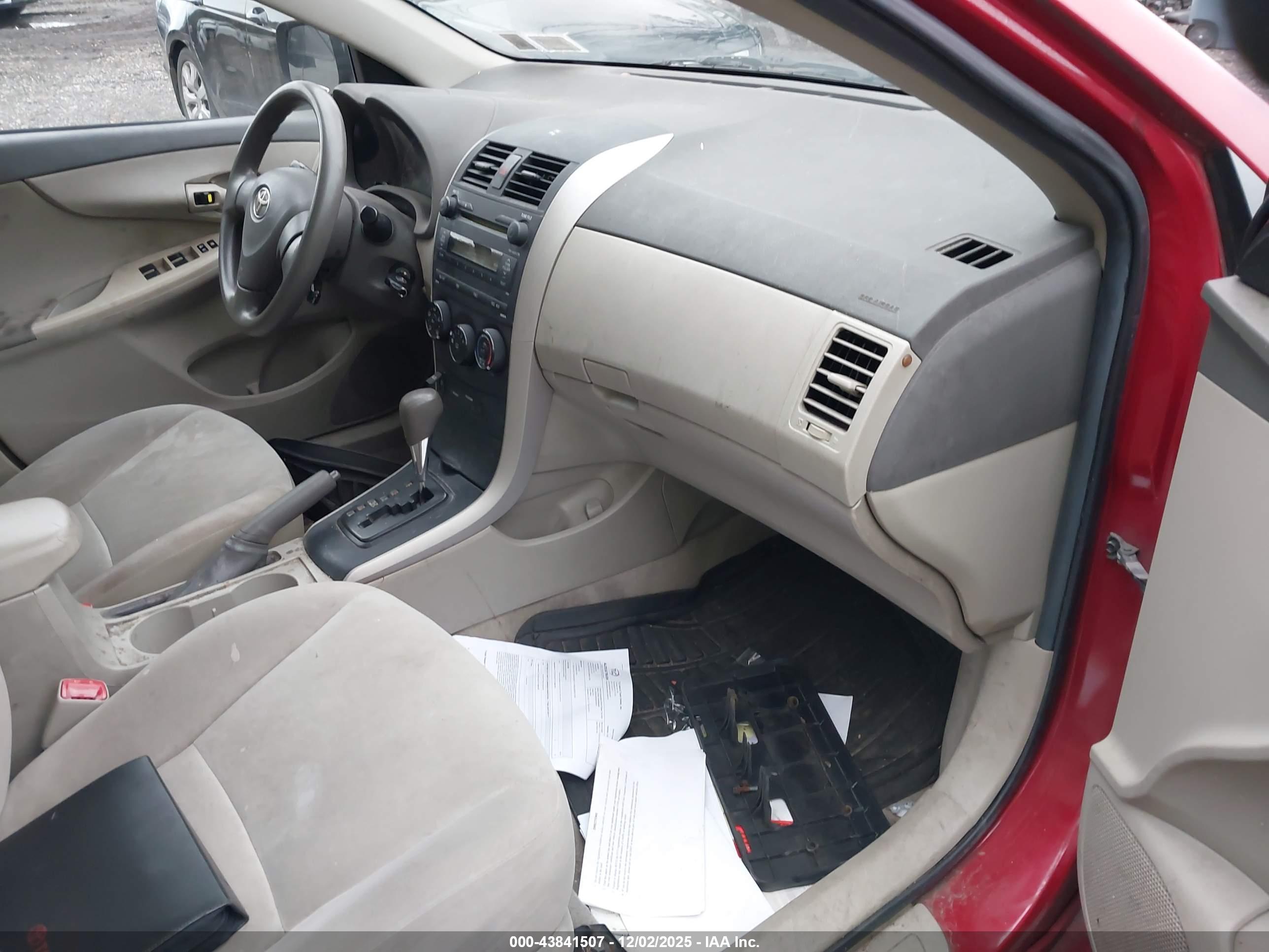 TOYOTA COROLLA image 5
