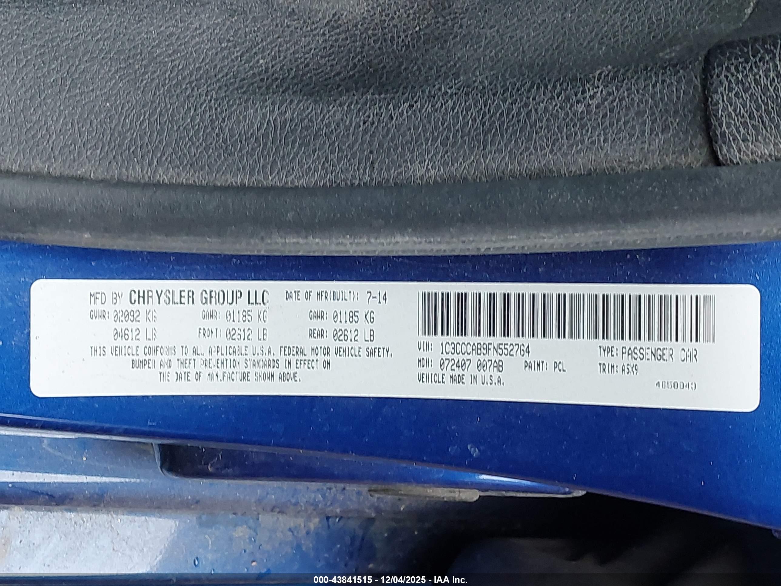 CHRYSLER 200 image 9