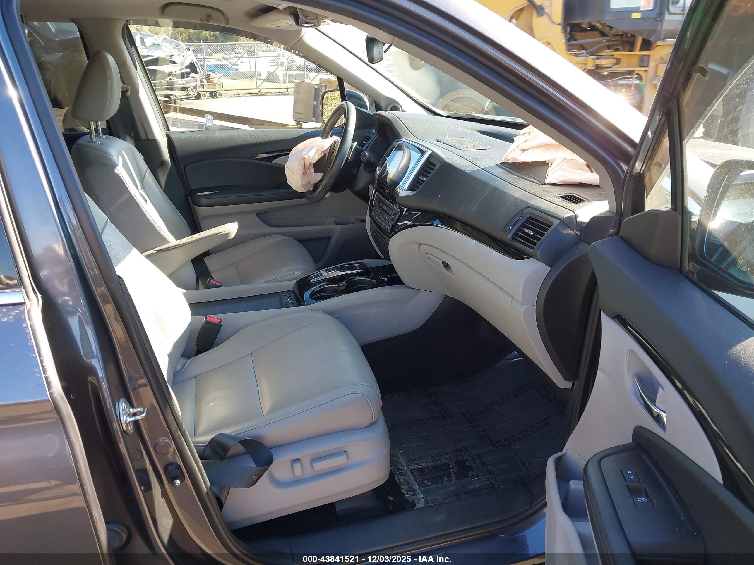 HONDA PILOT image 5