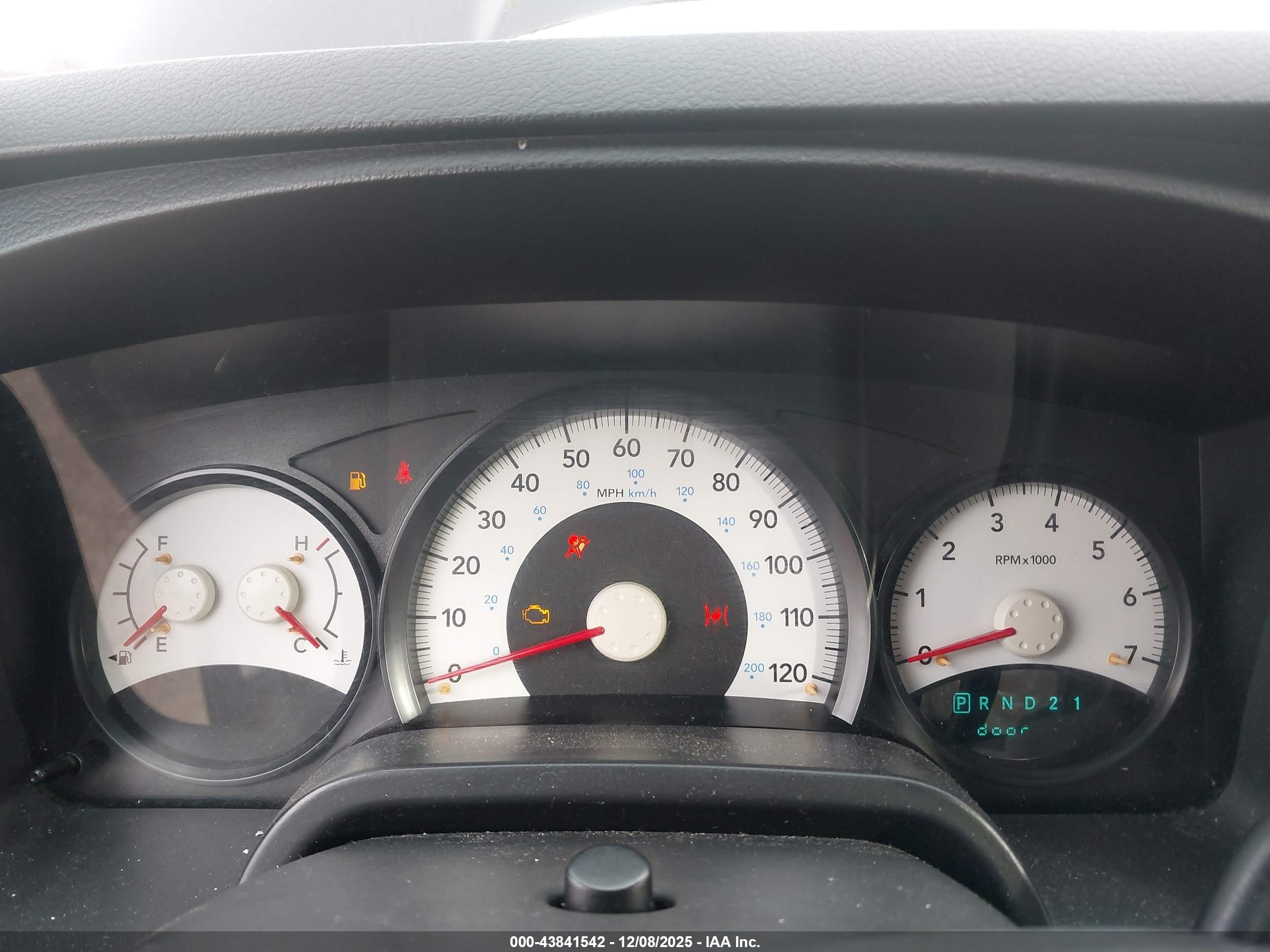 DODGE DAKOTA image 7