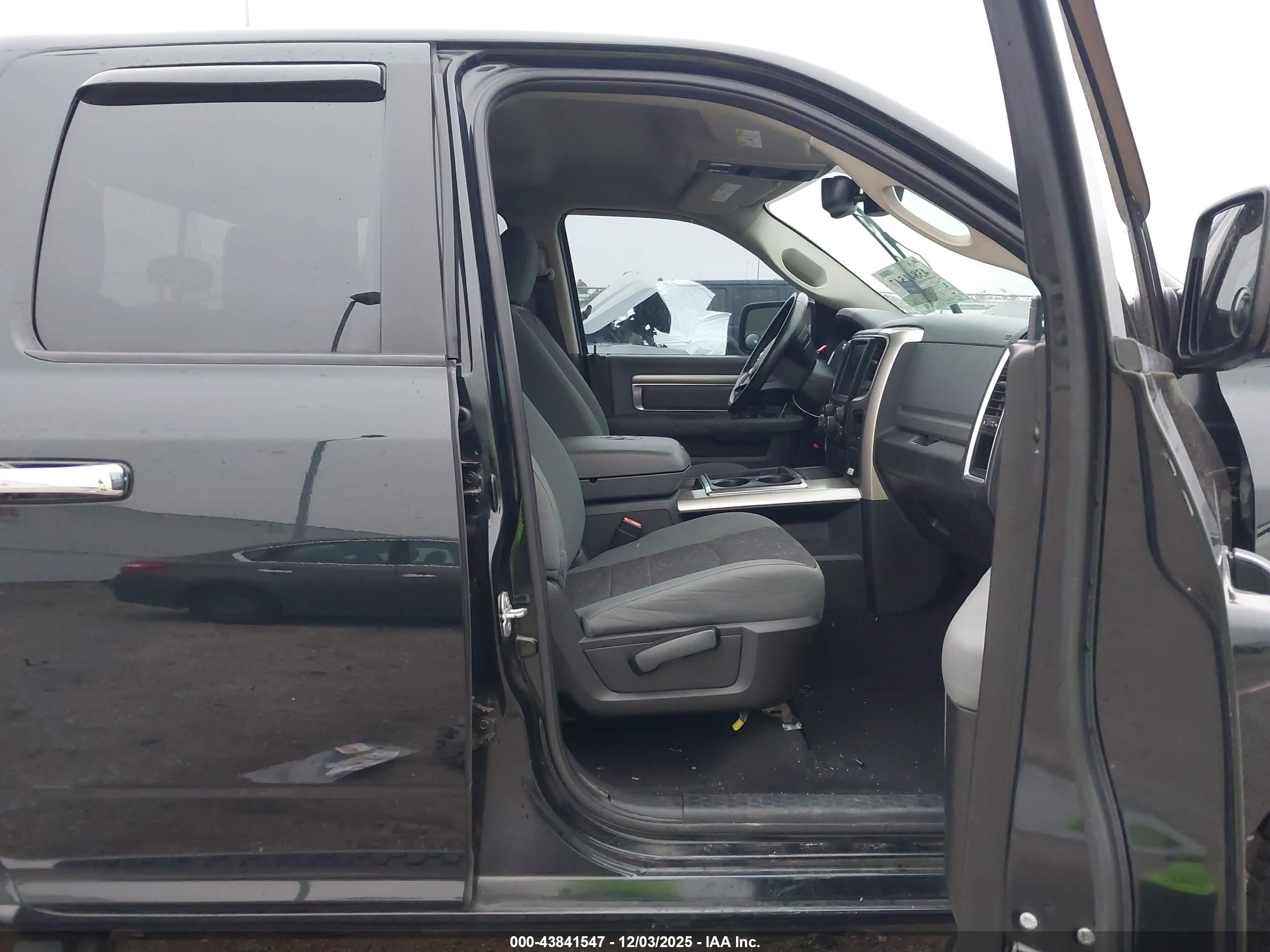 RAM 1500 image 5