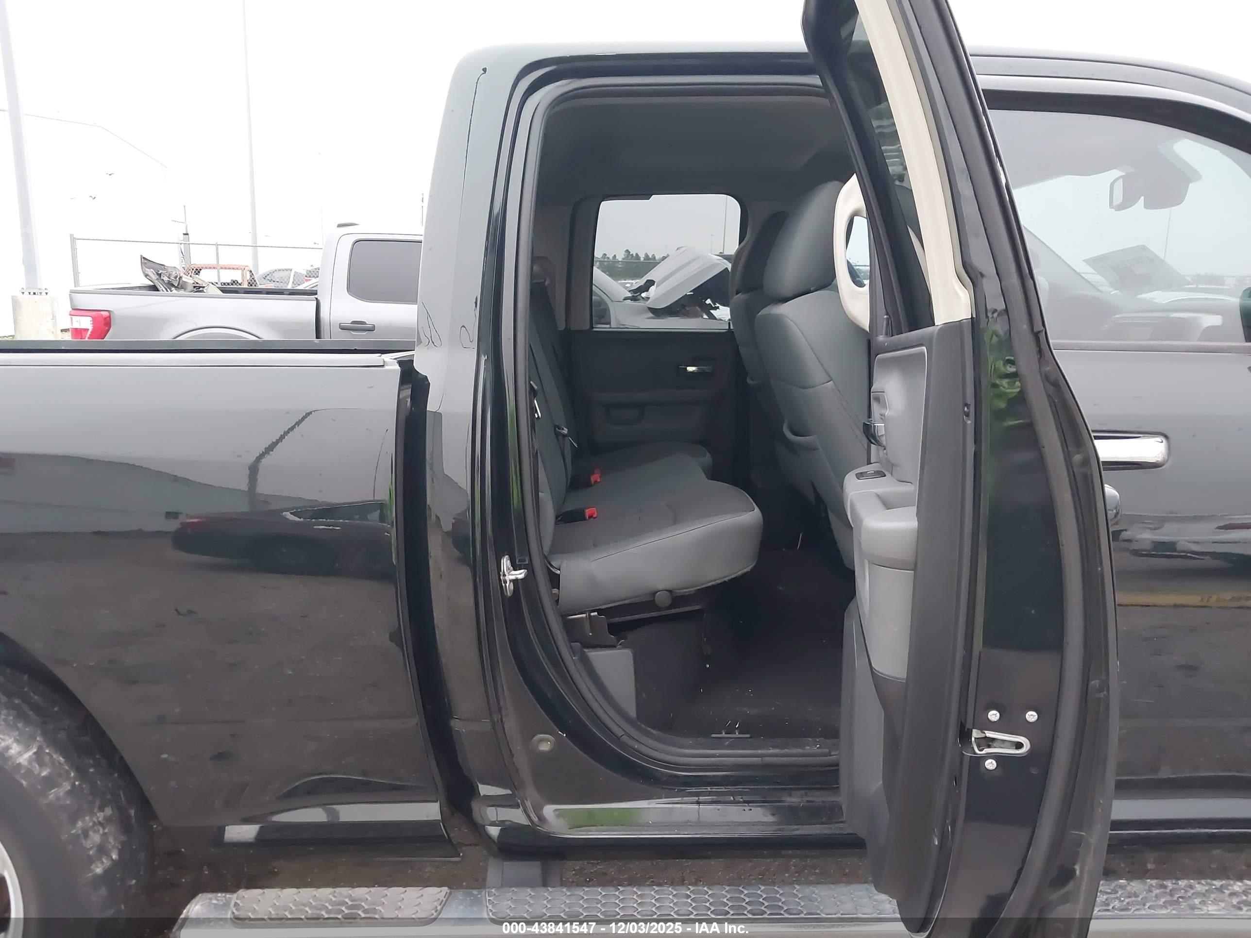 RAM 1500 image 8