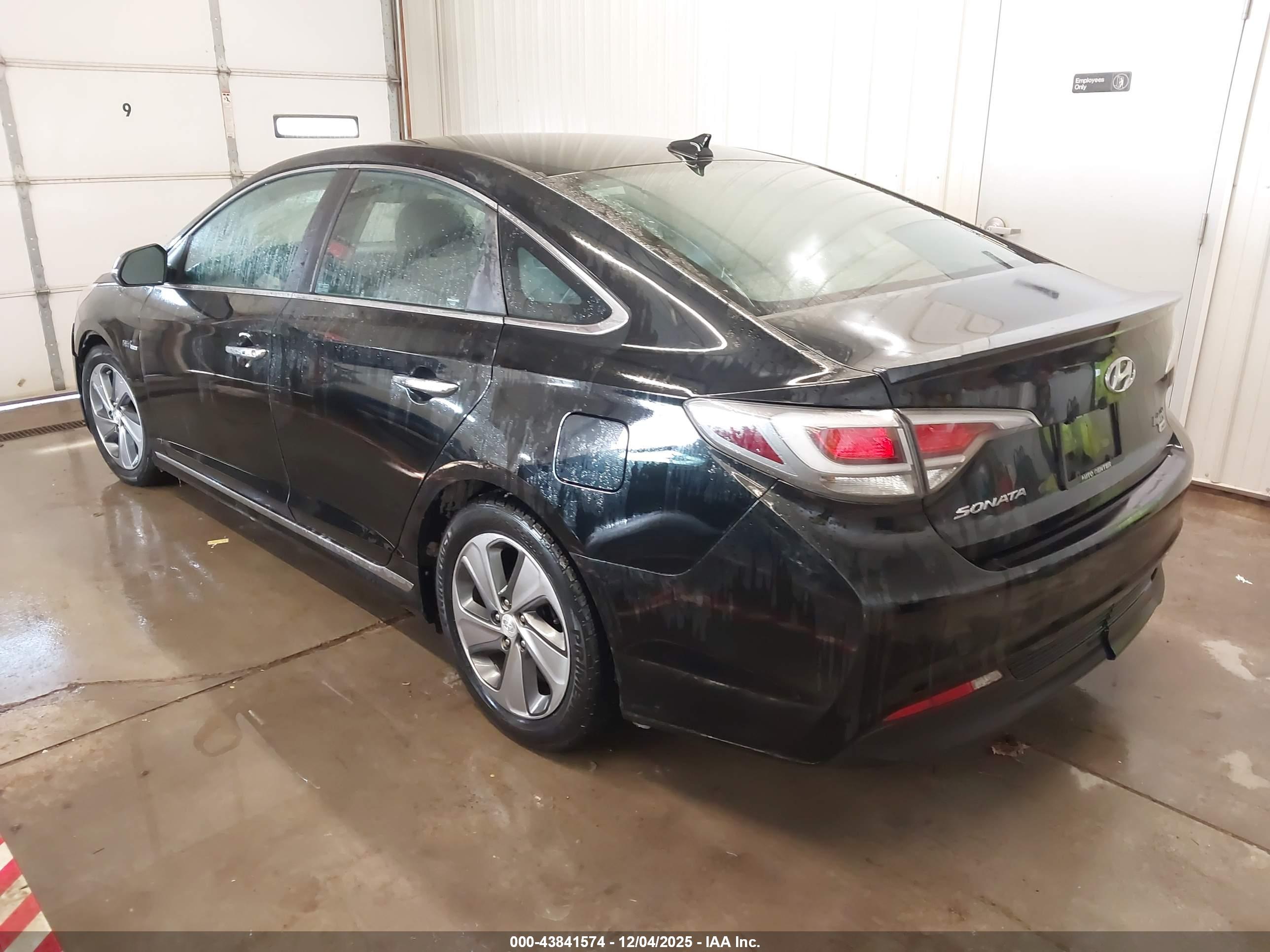 HYUNDAI SONATA image 3