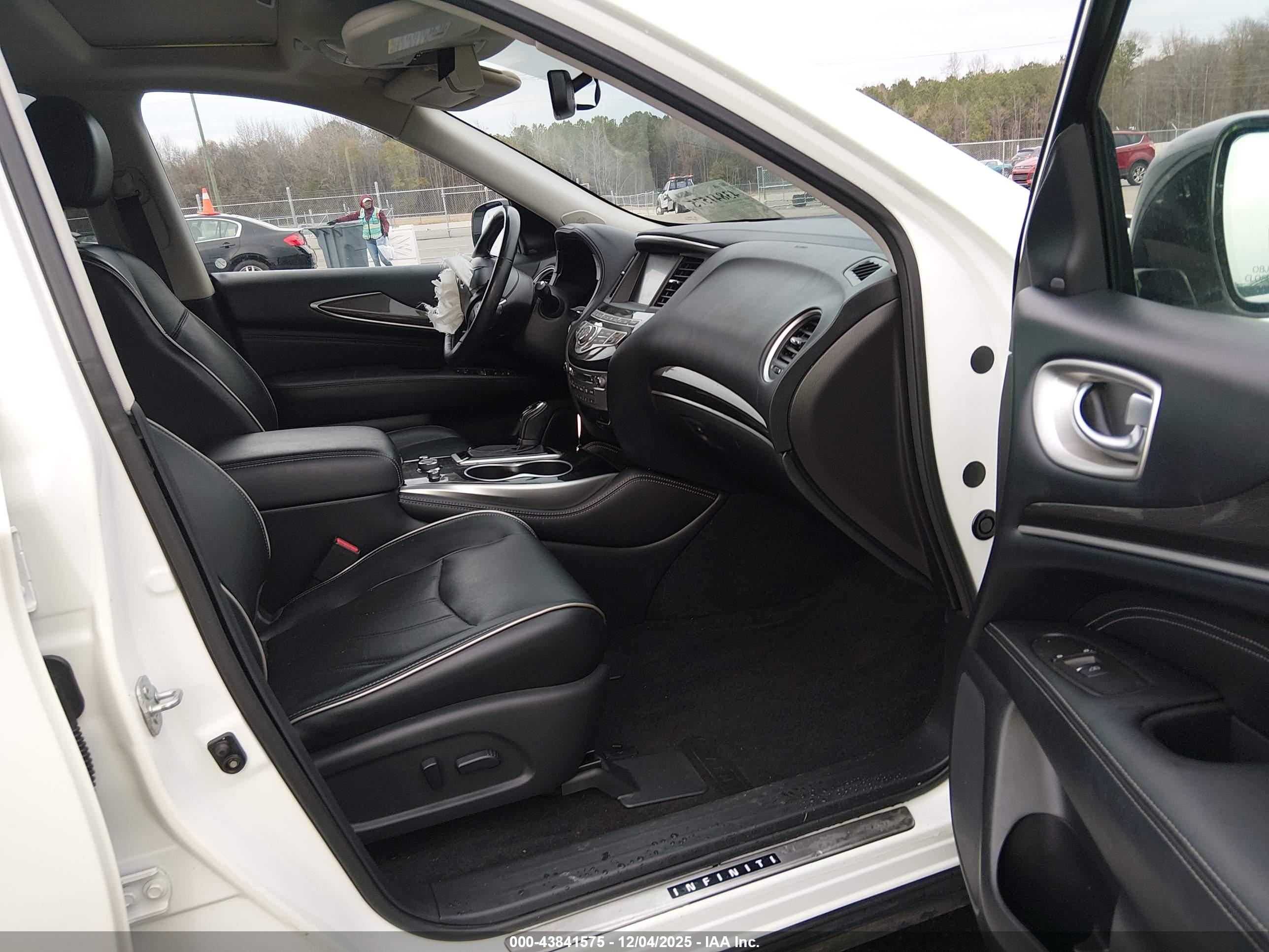 INFINITI QX60 image 5