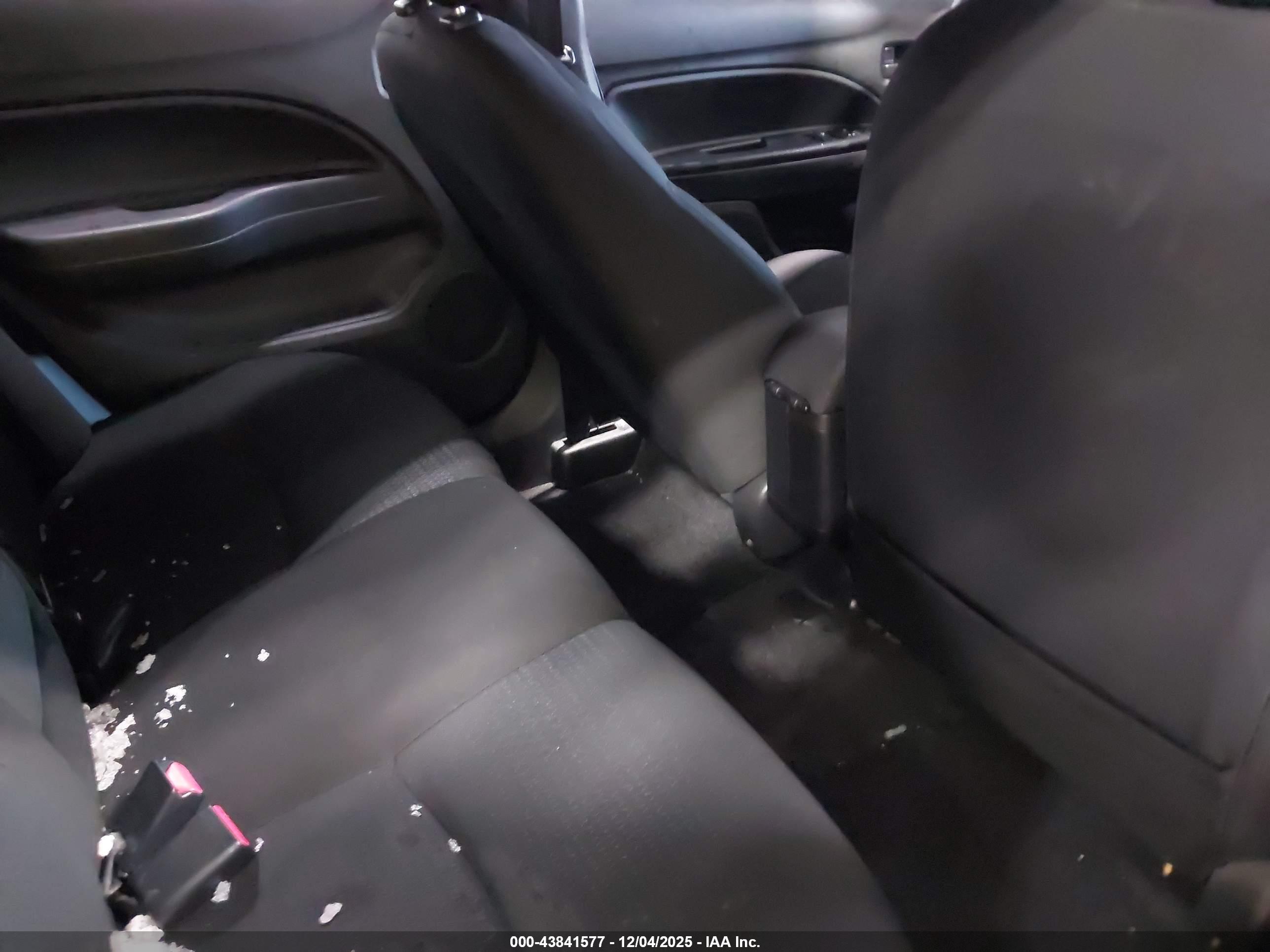 MITSUBISHI MIRAGE image 8