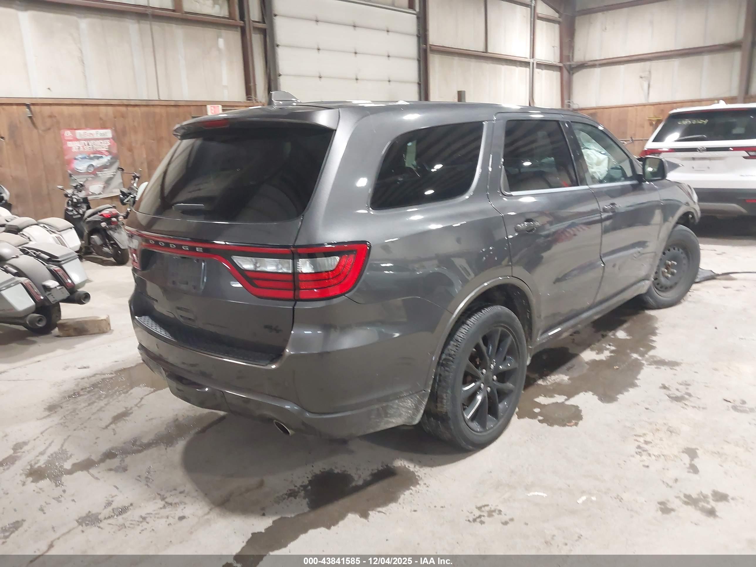 DODGE DURANGO image 4