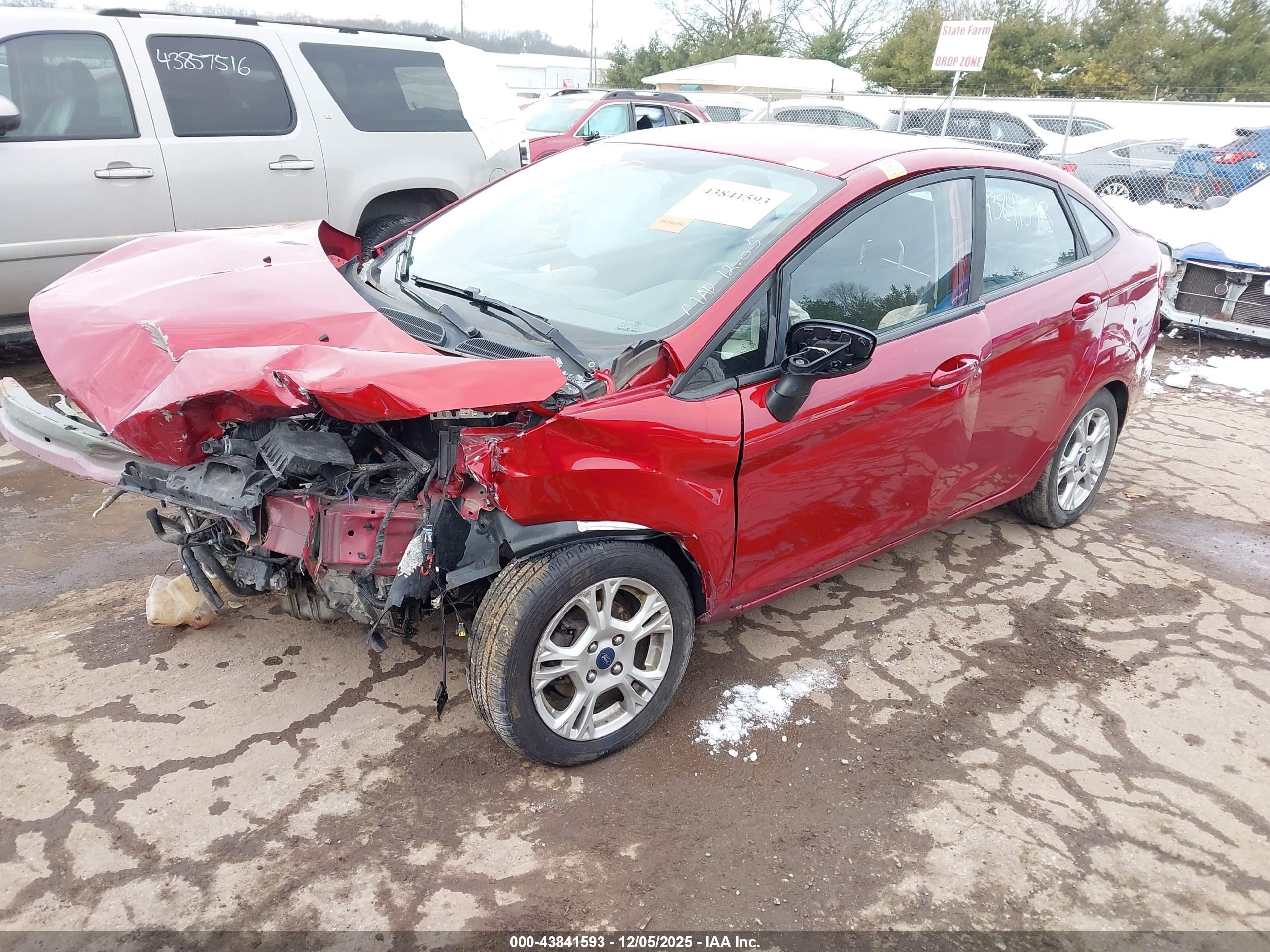 FORD FIESTA image 2