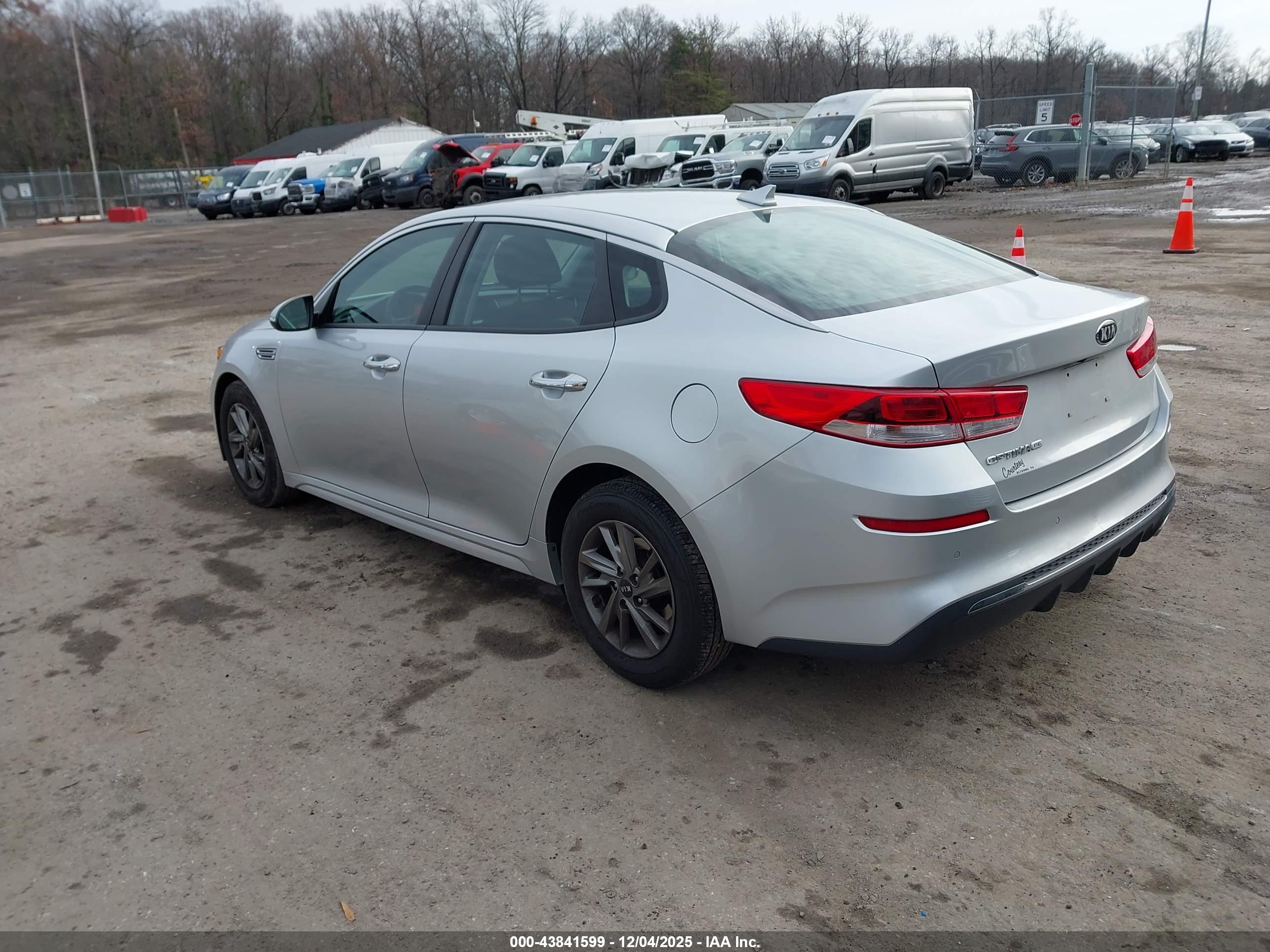 KIA OPTIMA image 3
