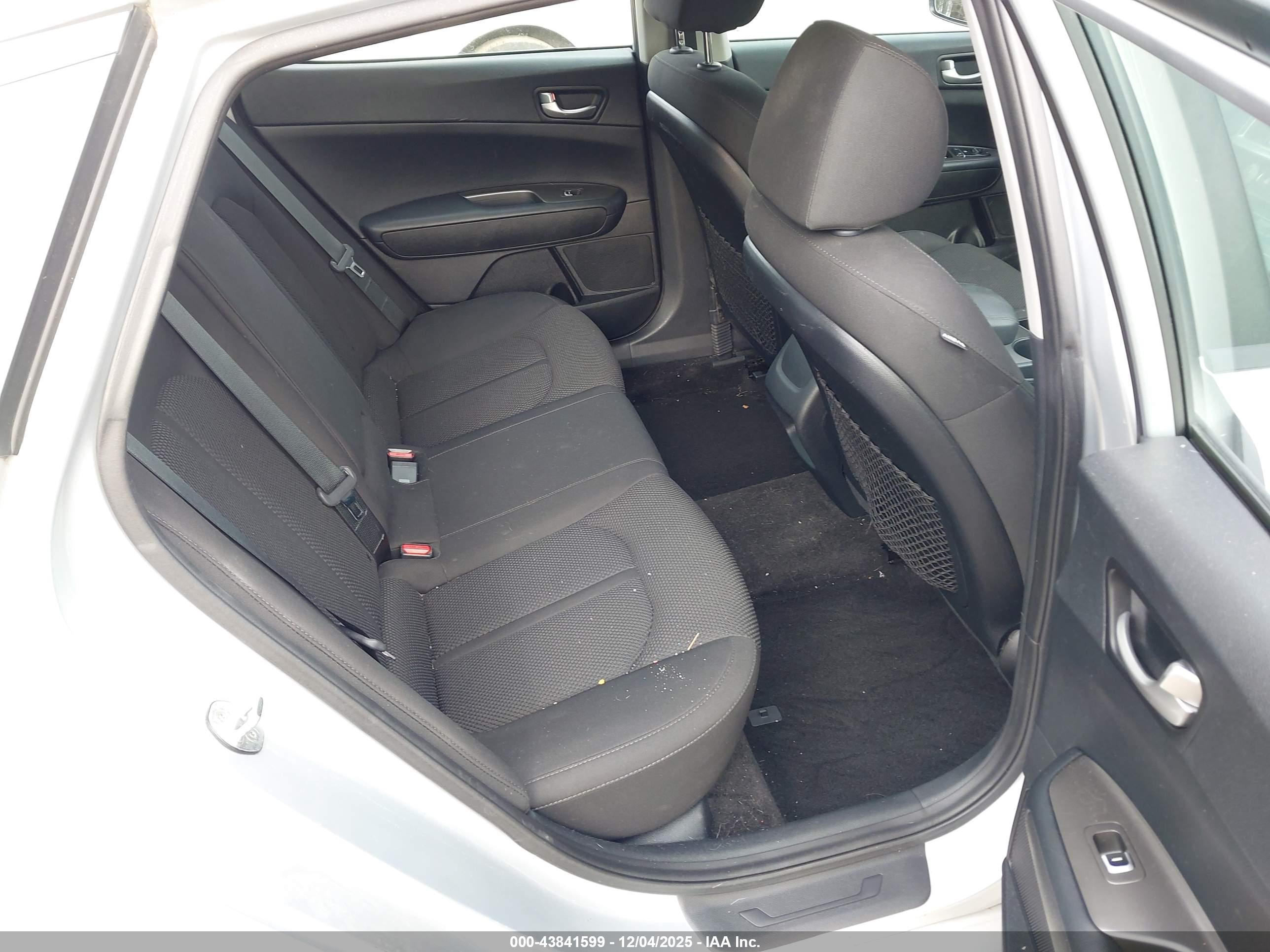 KIA OPTIMA image 8