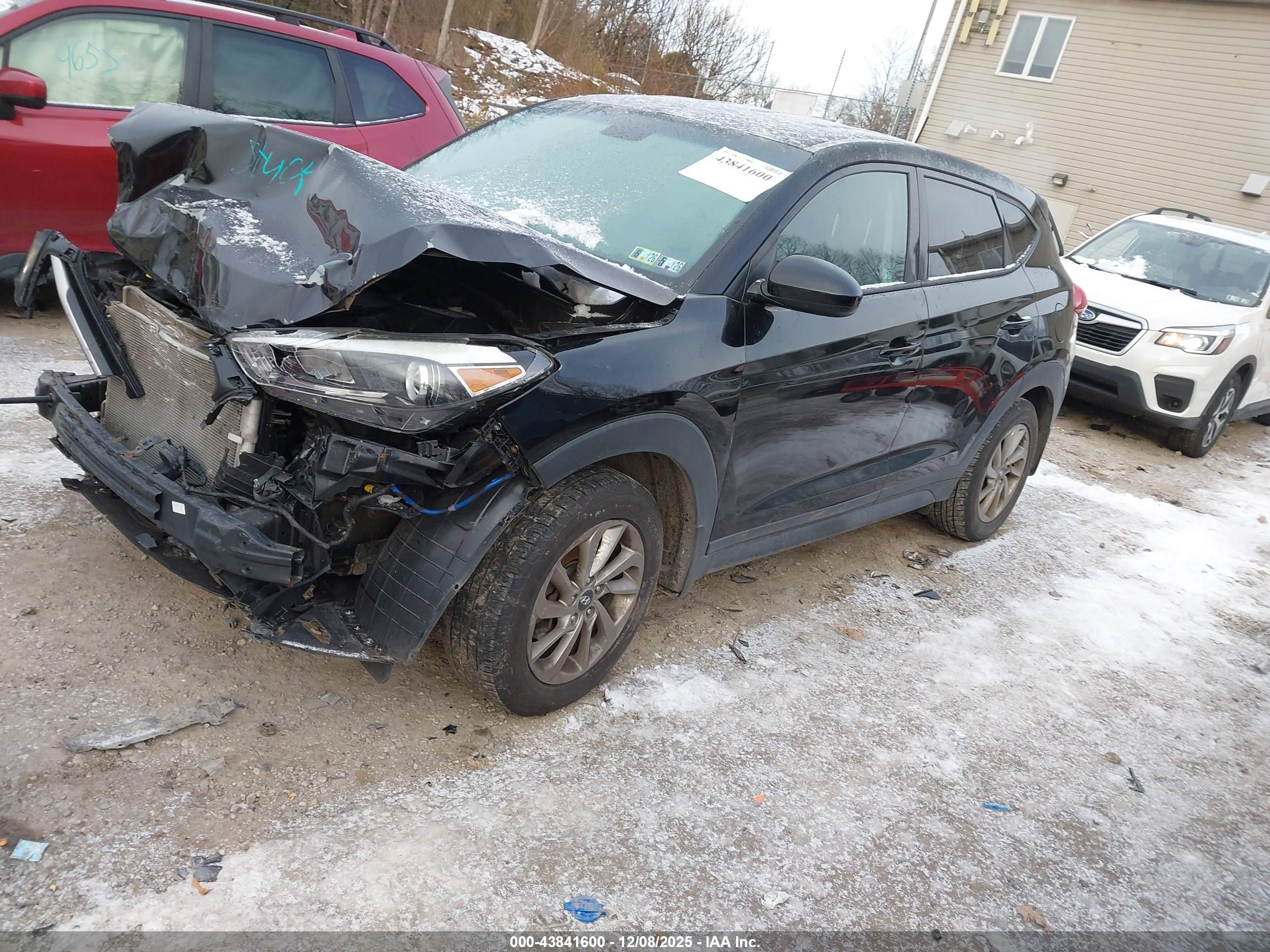 HYUNDAI TUCSON image 2