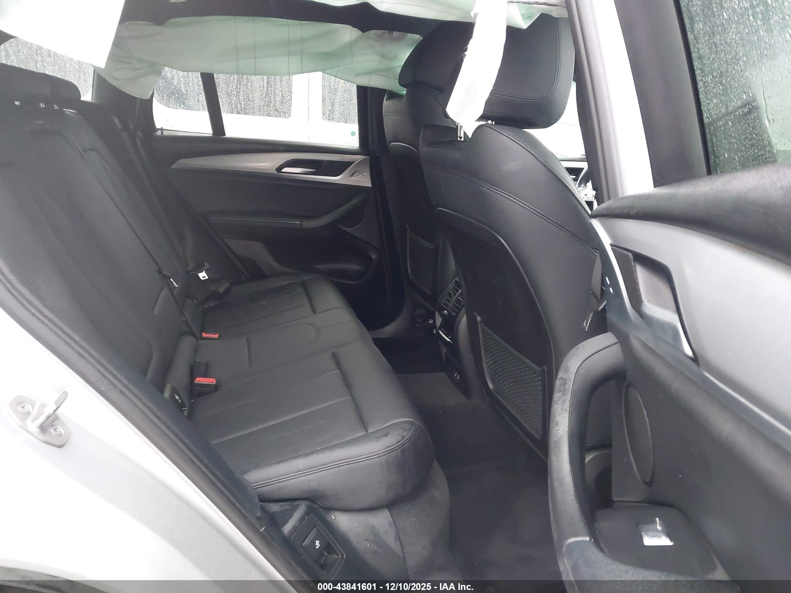 BMW X3 image 8