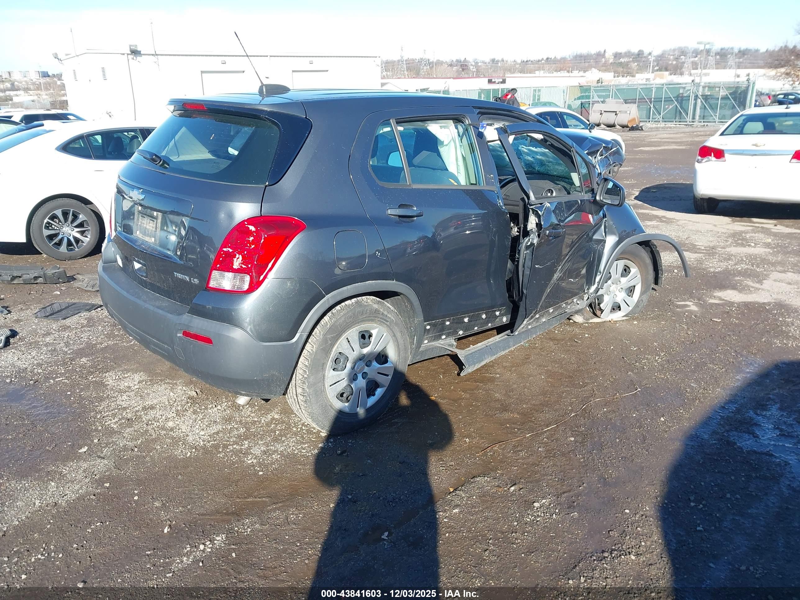 CHEVROLET TRAX image 4