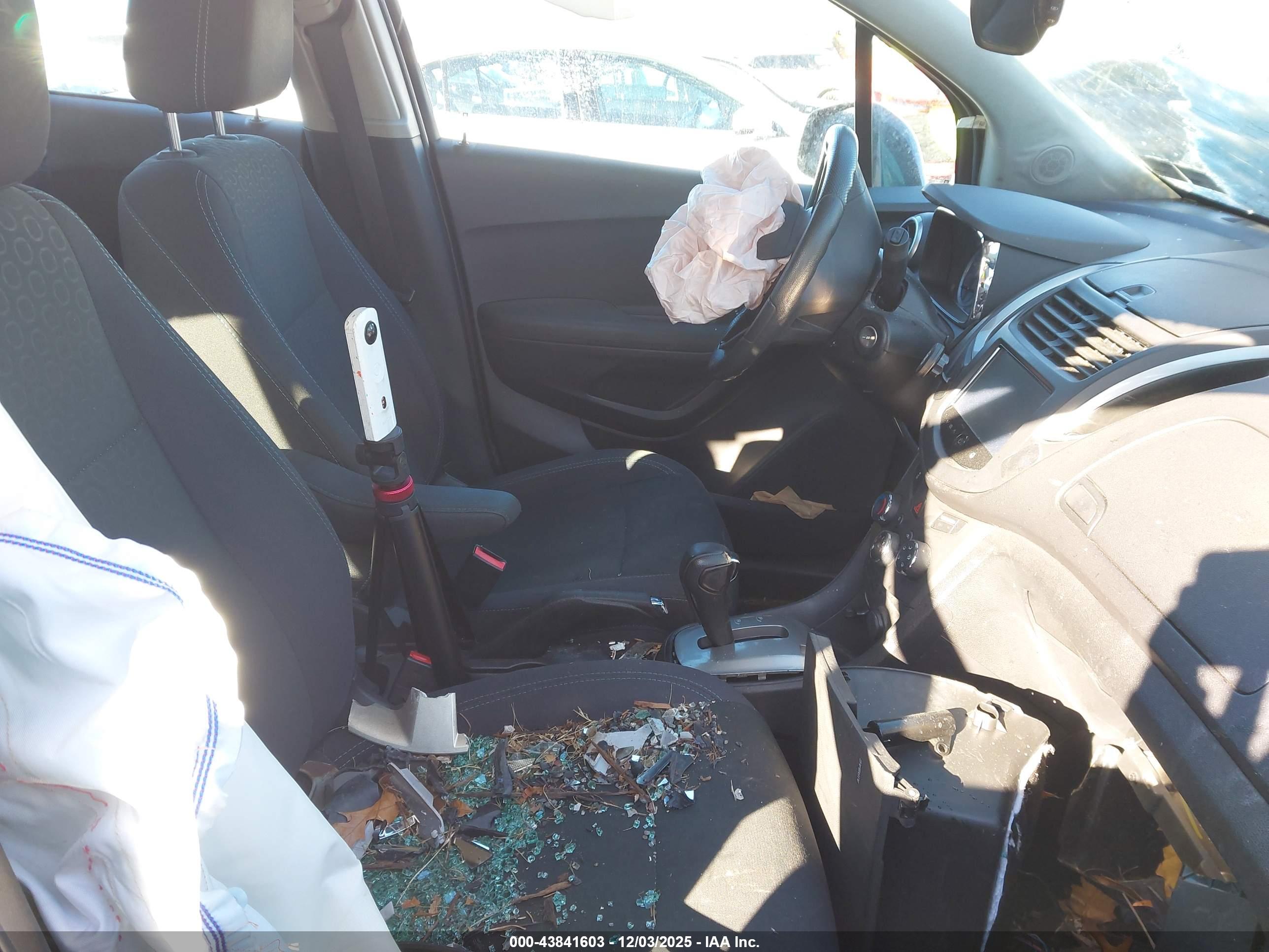 CHEVROLET TRAX image 5