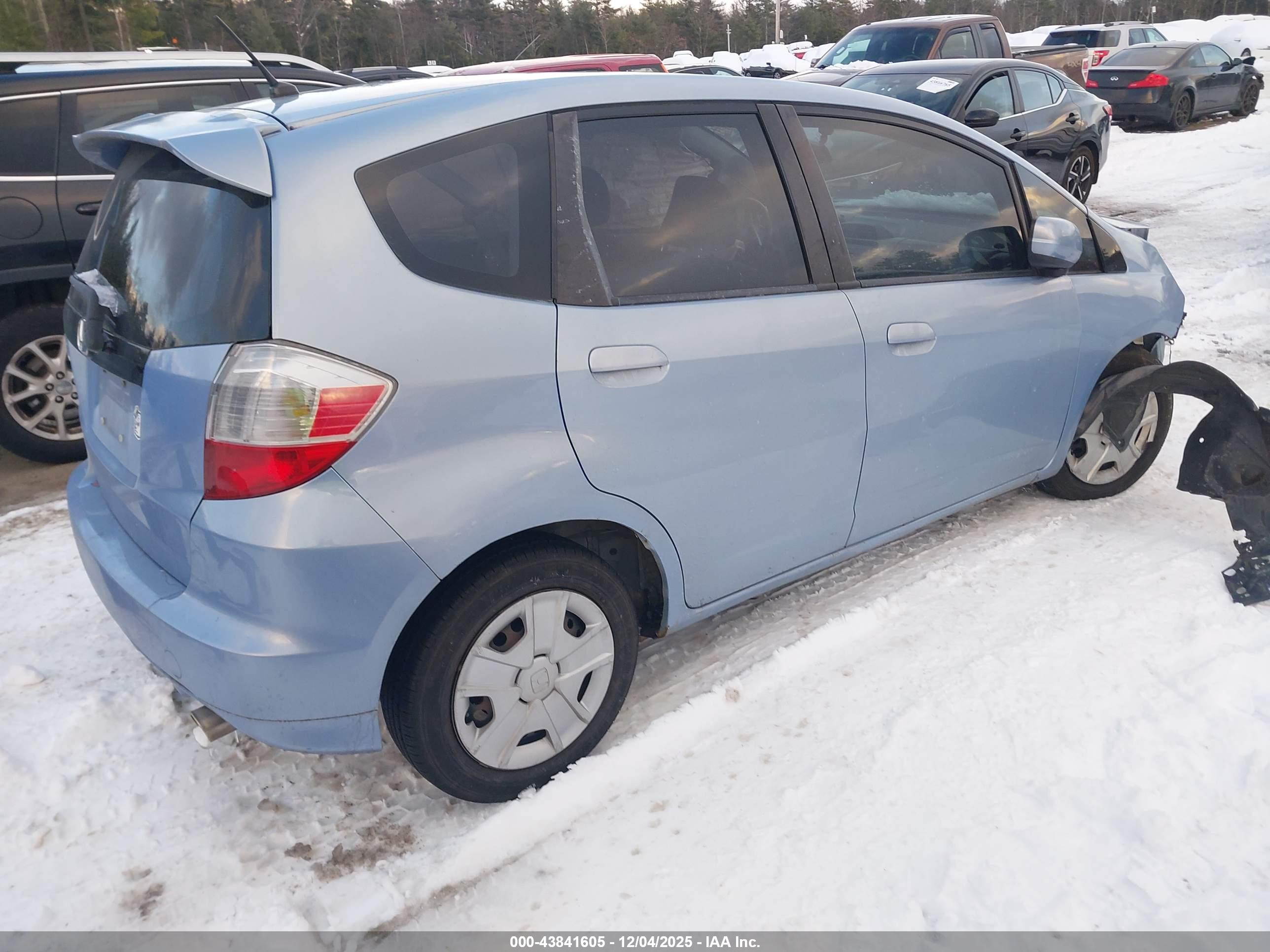 HONDA FIT image 4