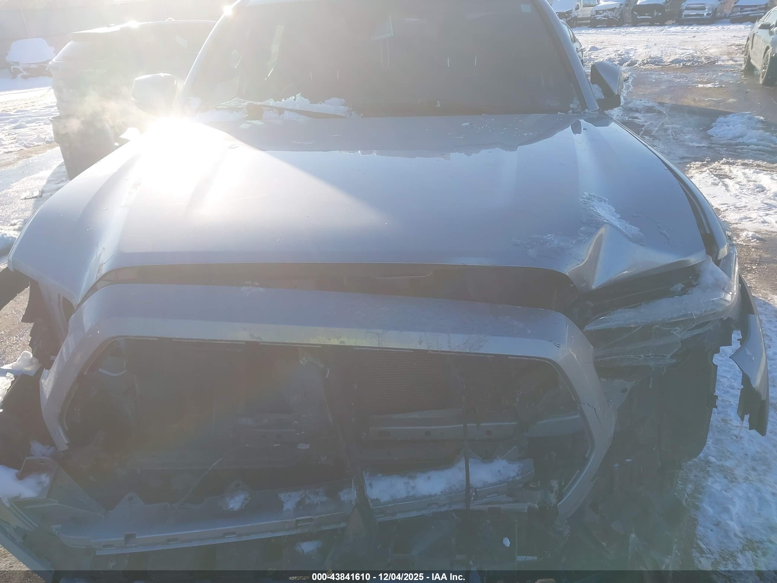 TOYOTA TACOMA image 10