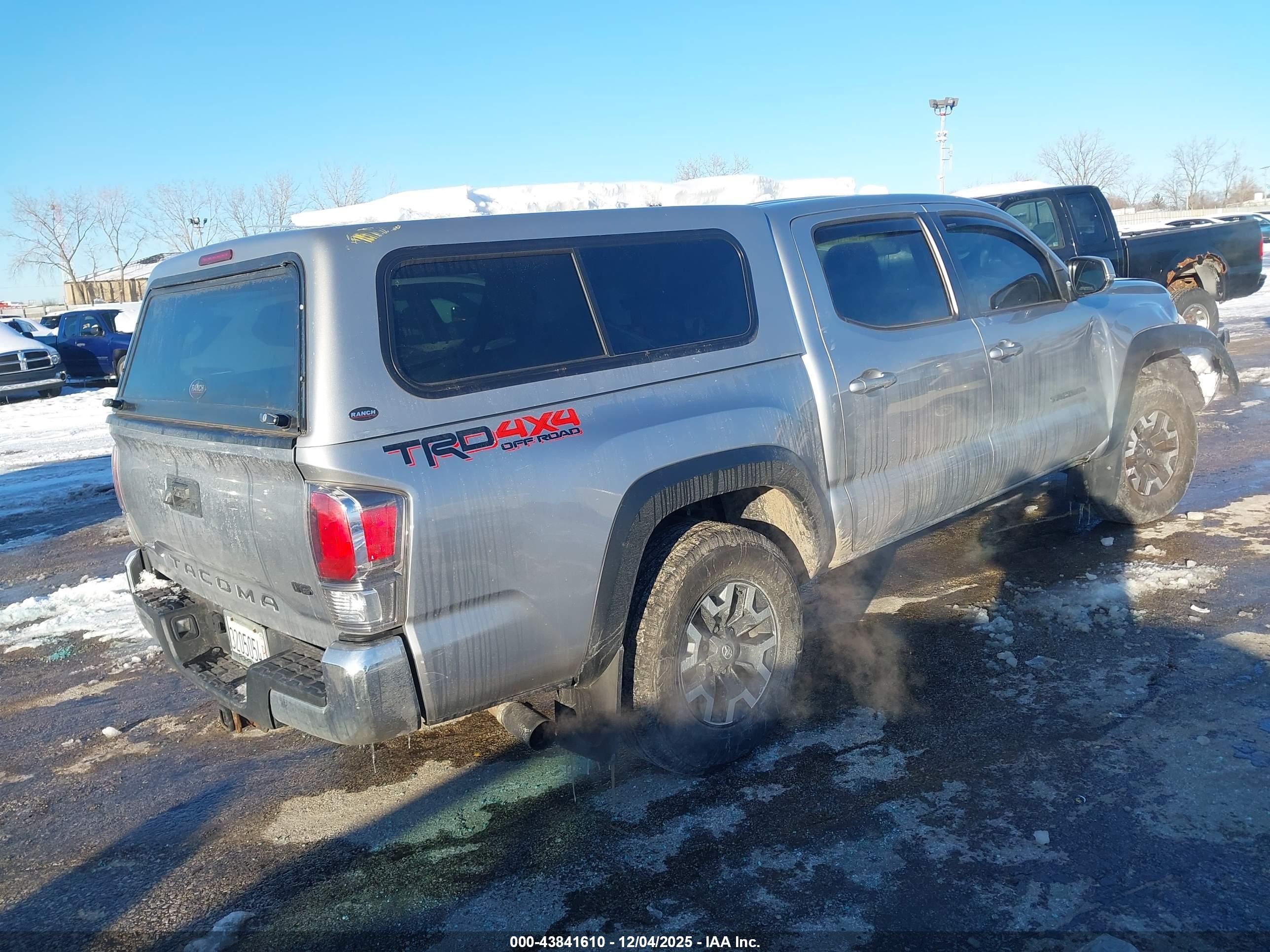 TOYOTA TACOMA image 4