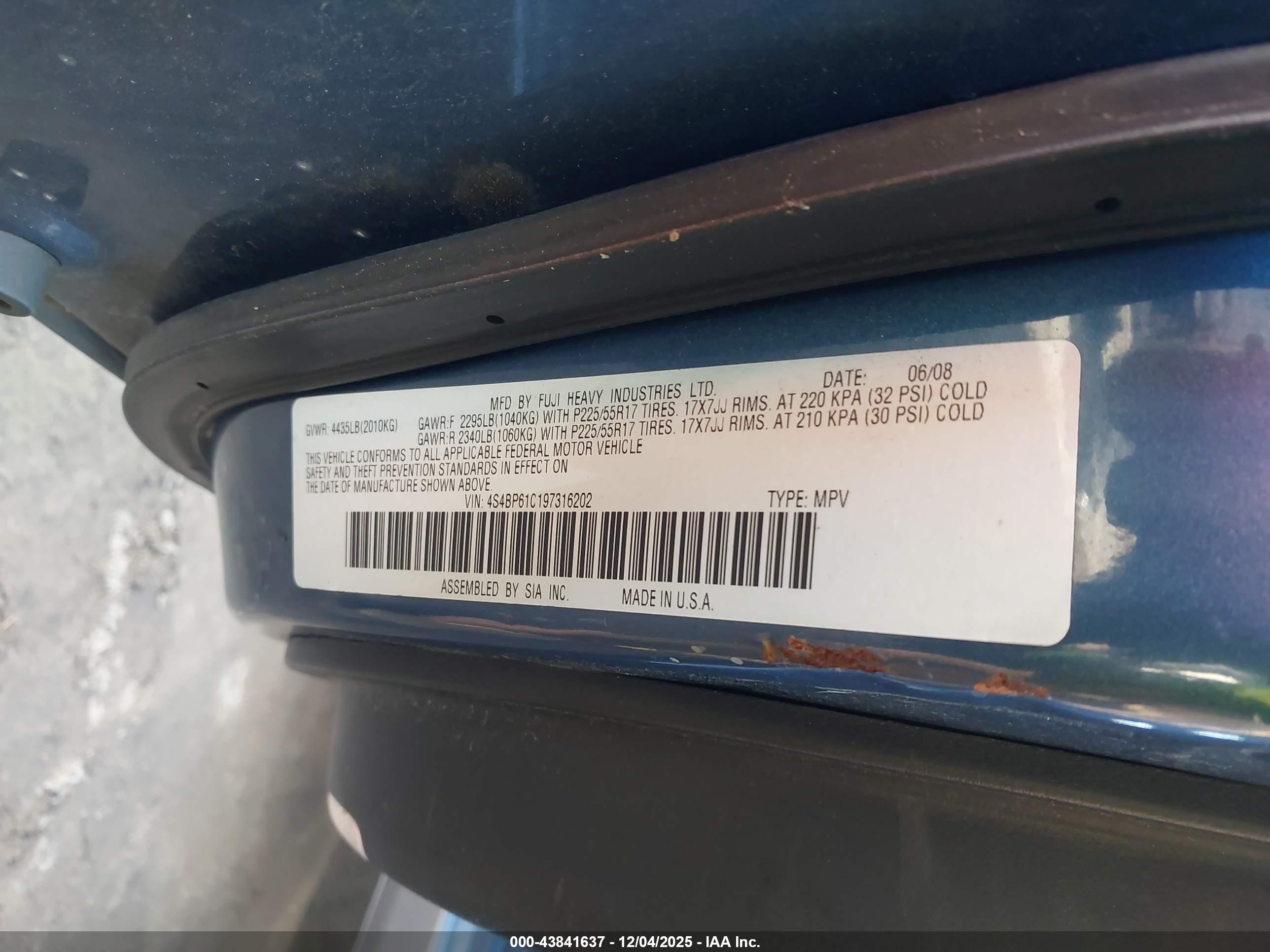 SUBARU OUTBACK image 9