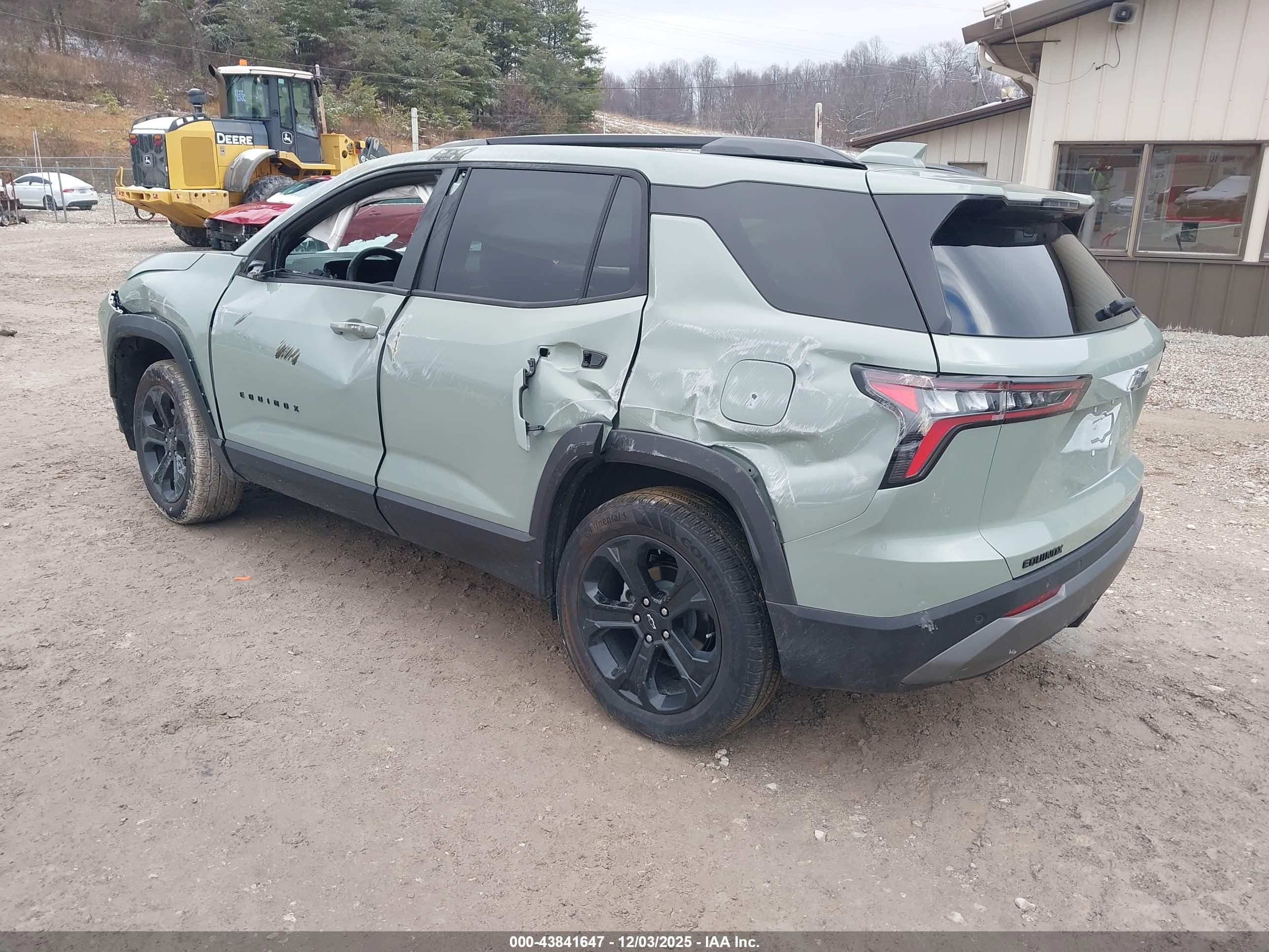 CHEVROLET EQUINOX image 3