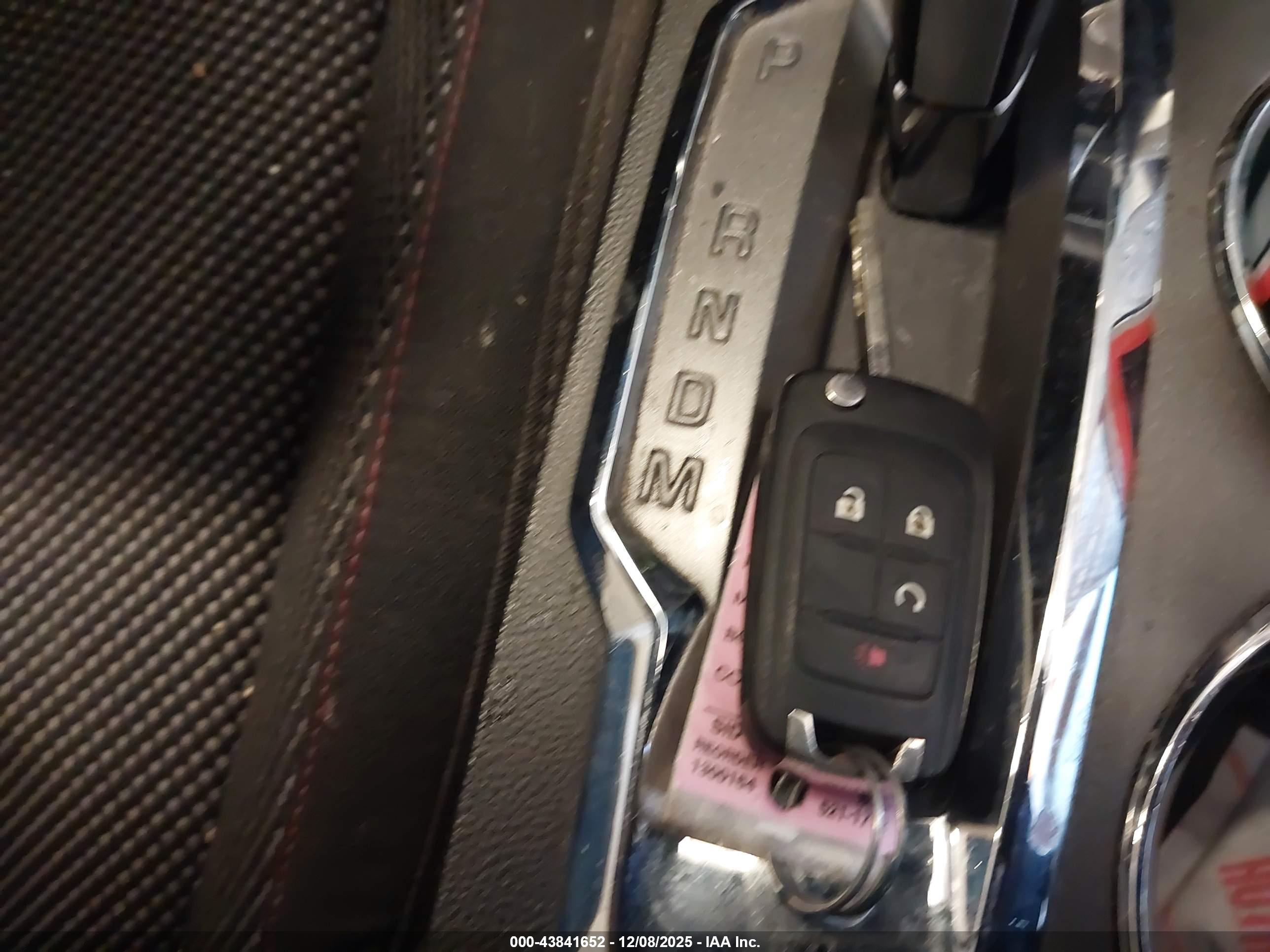 CHEVROLET EQUINOX image 11