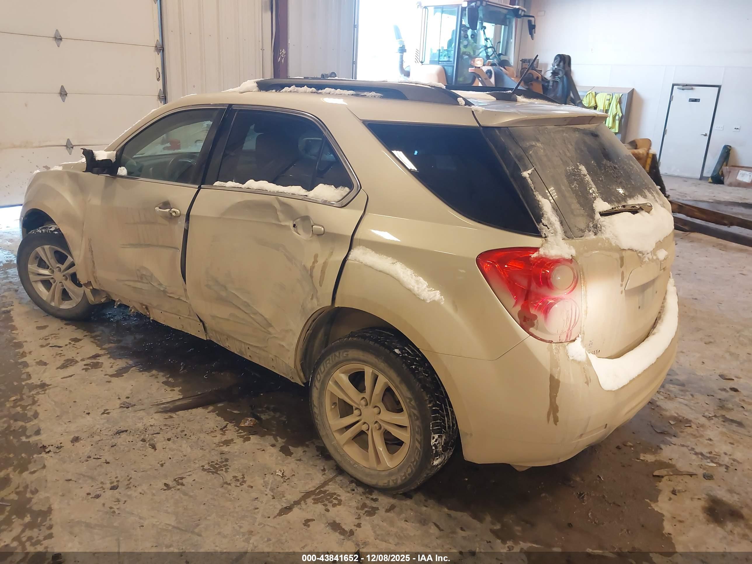 CHEVROLET EQUINOX image 3