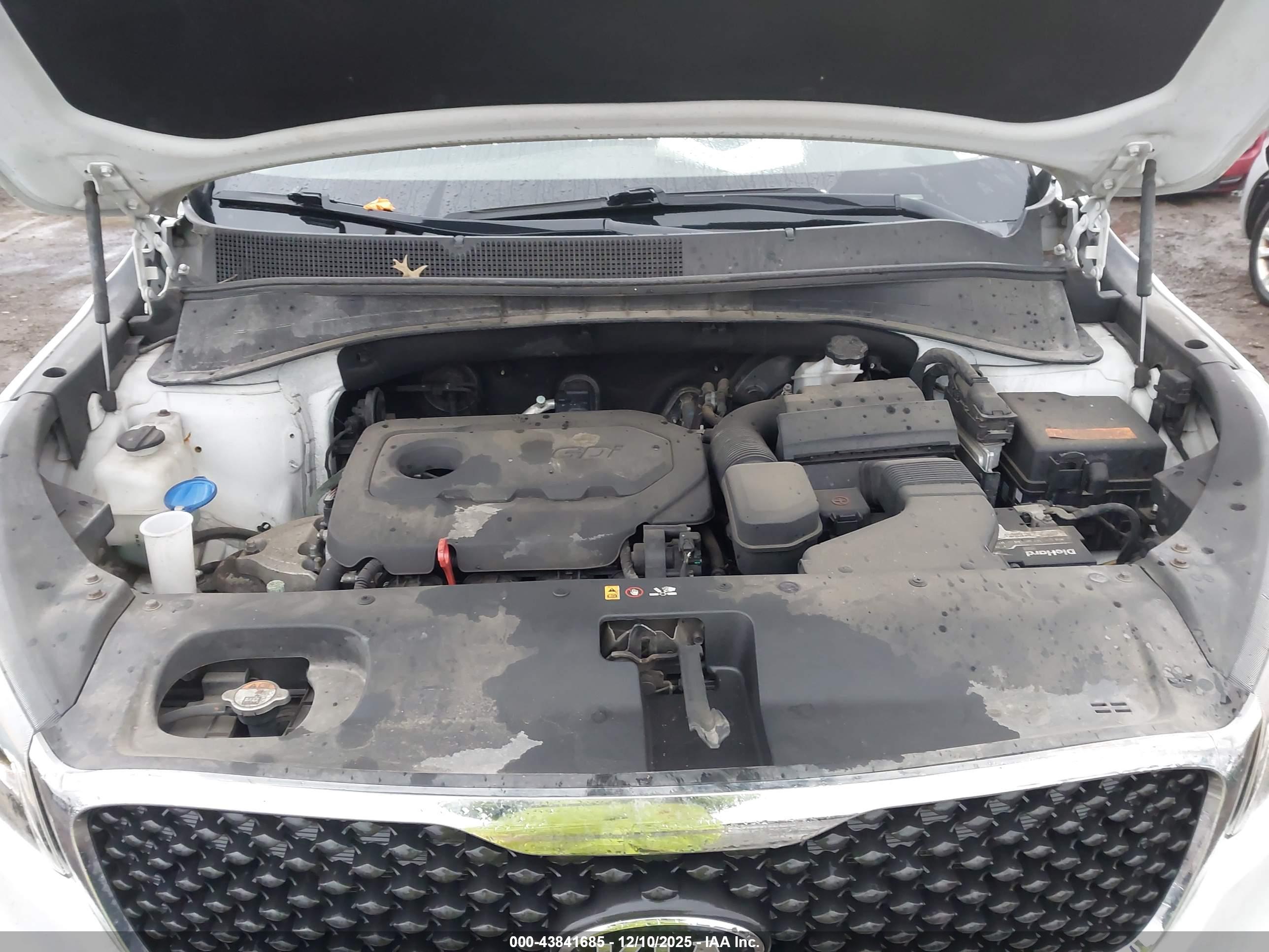 KIA SORENTO image 10