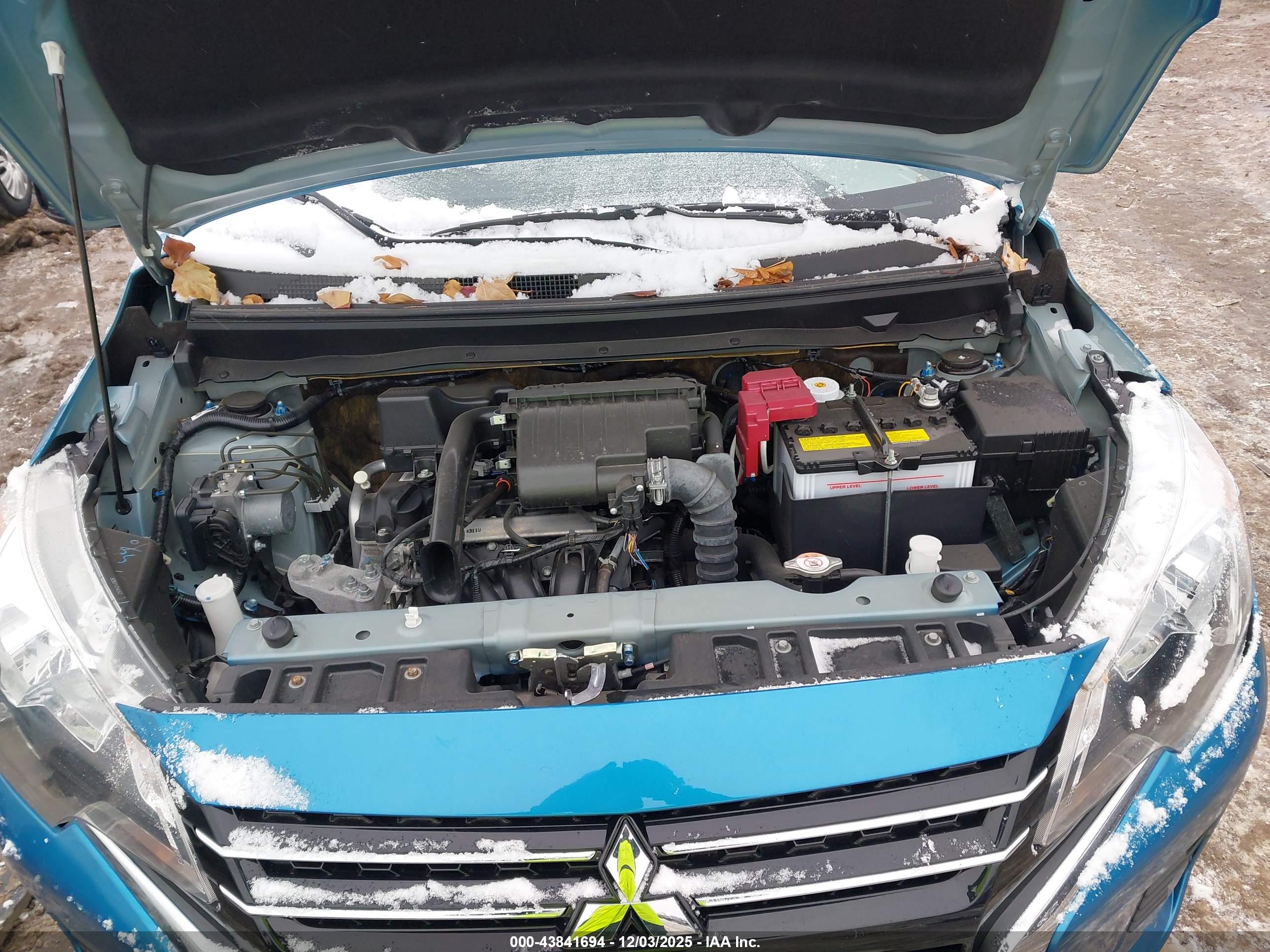 MITSUBISHI MIRAGE image 10
