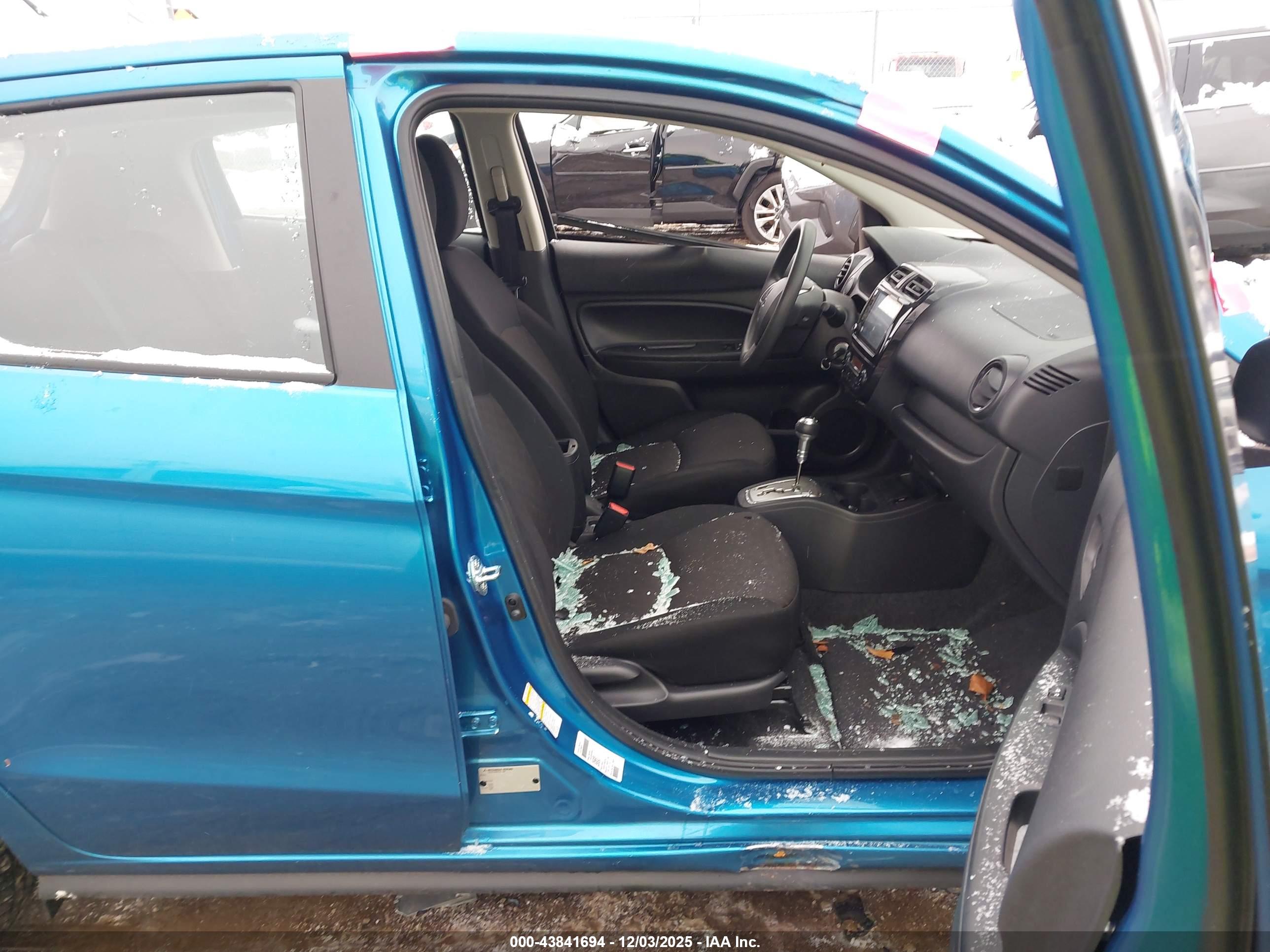 MITSUBISHI MIRAGE image 5