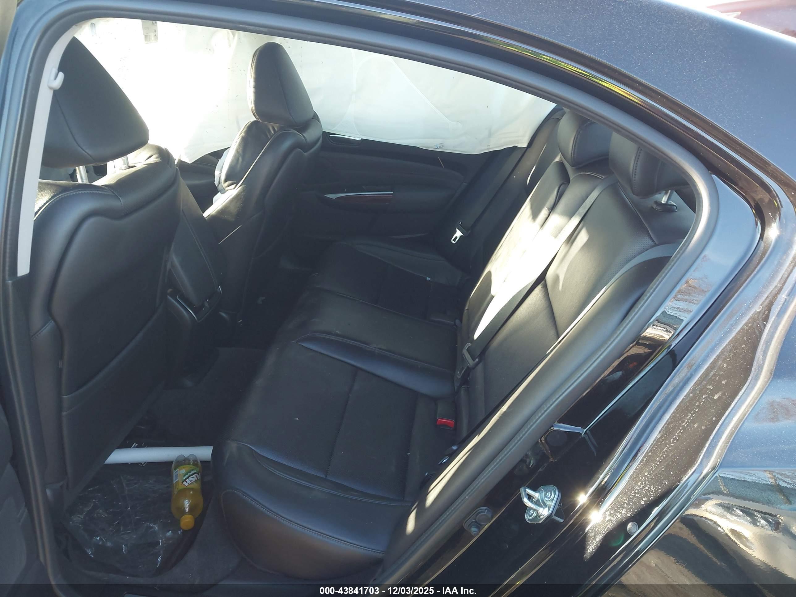ACURA TLX image 8