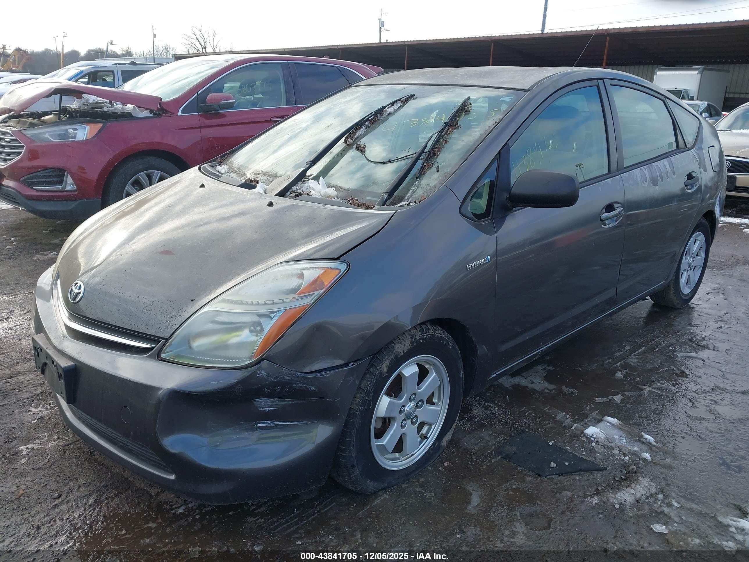 TOYOTA PRIUS image 2