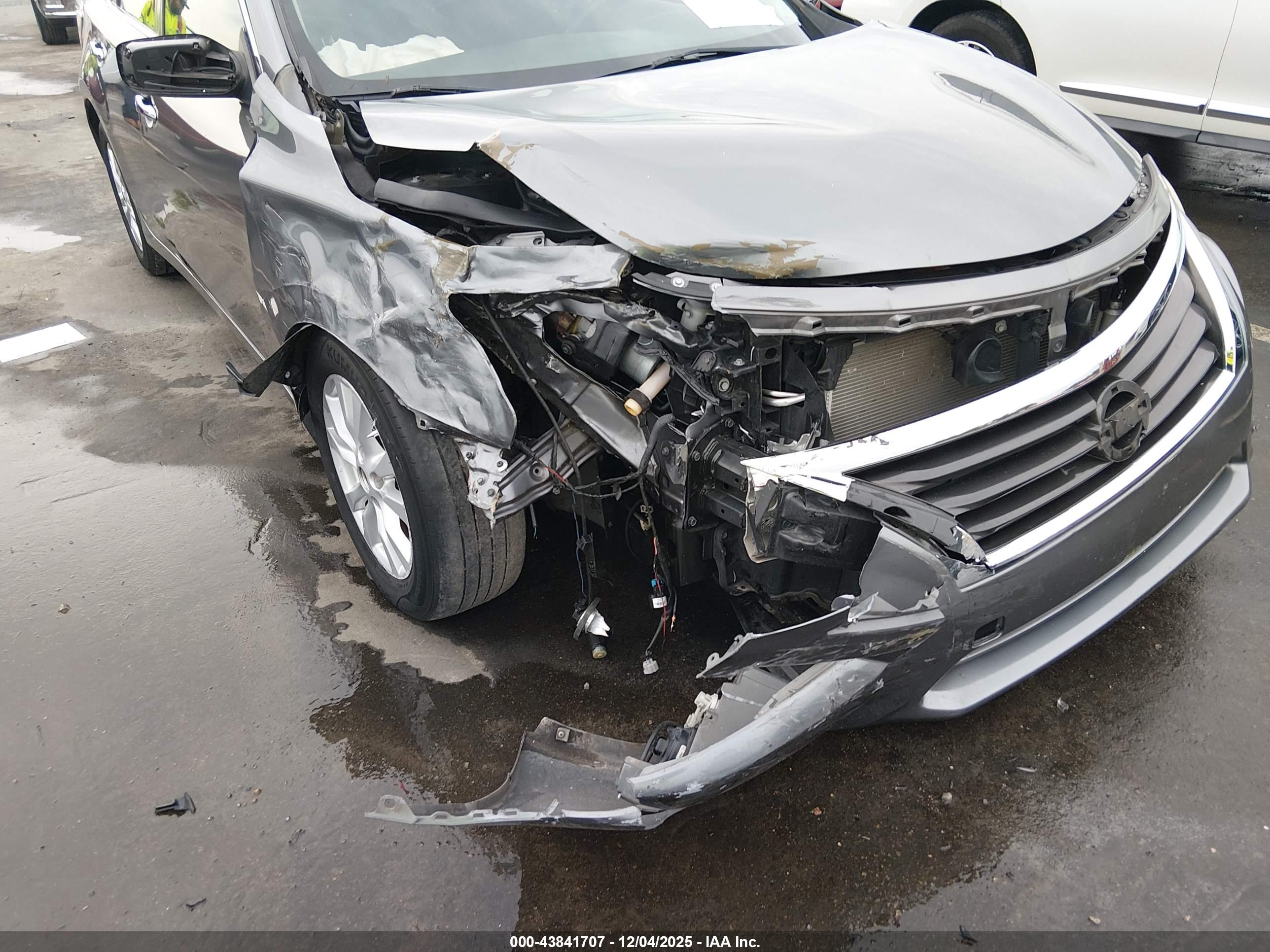 NISSAN ALTIMA image 6