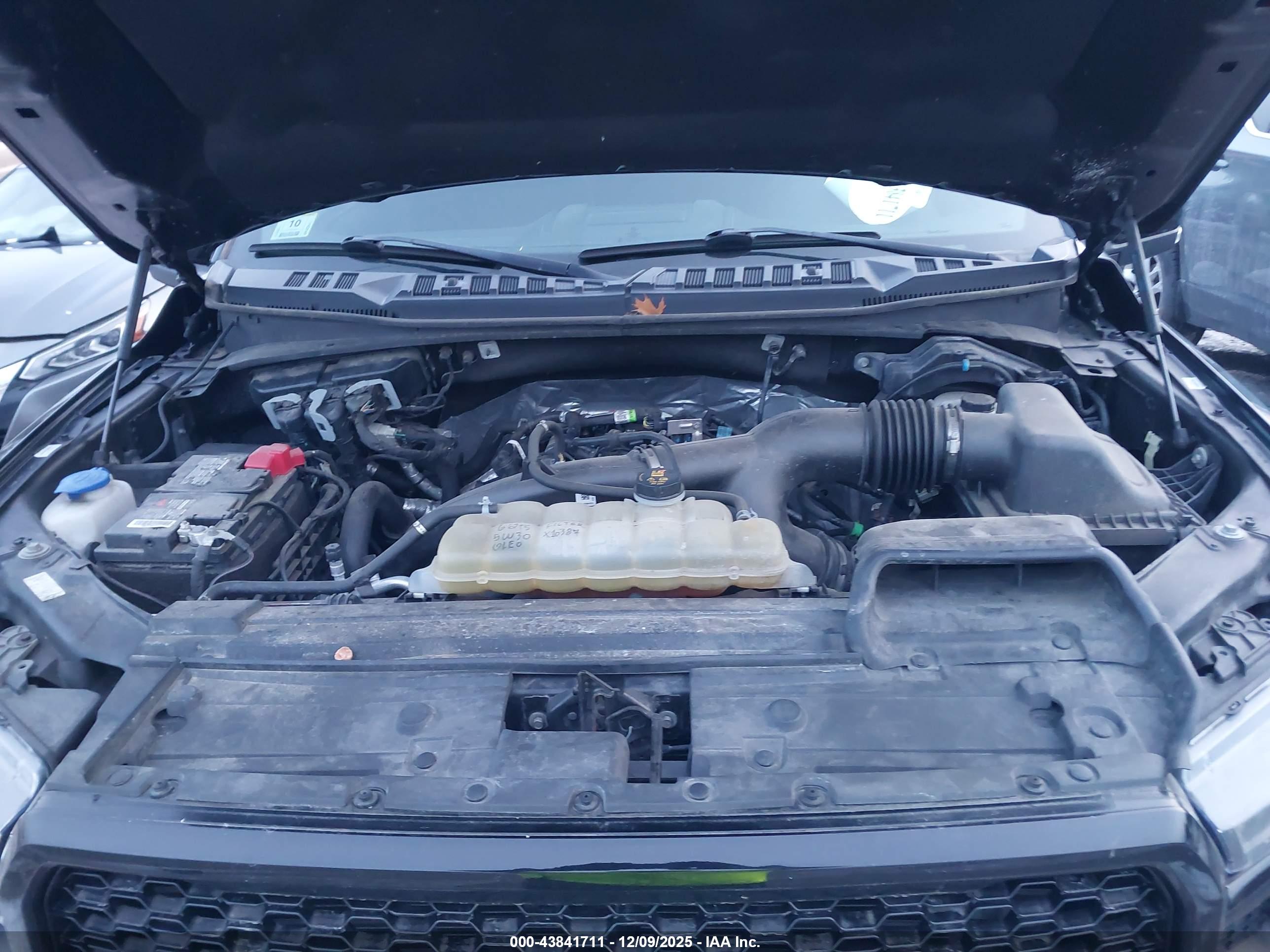 FORD F-150 image 10