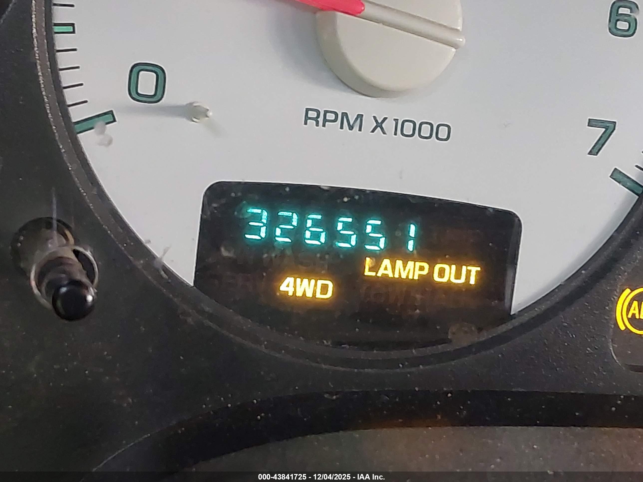DODGE RAM image 7