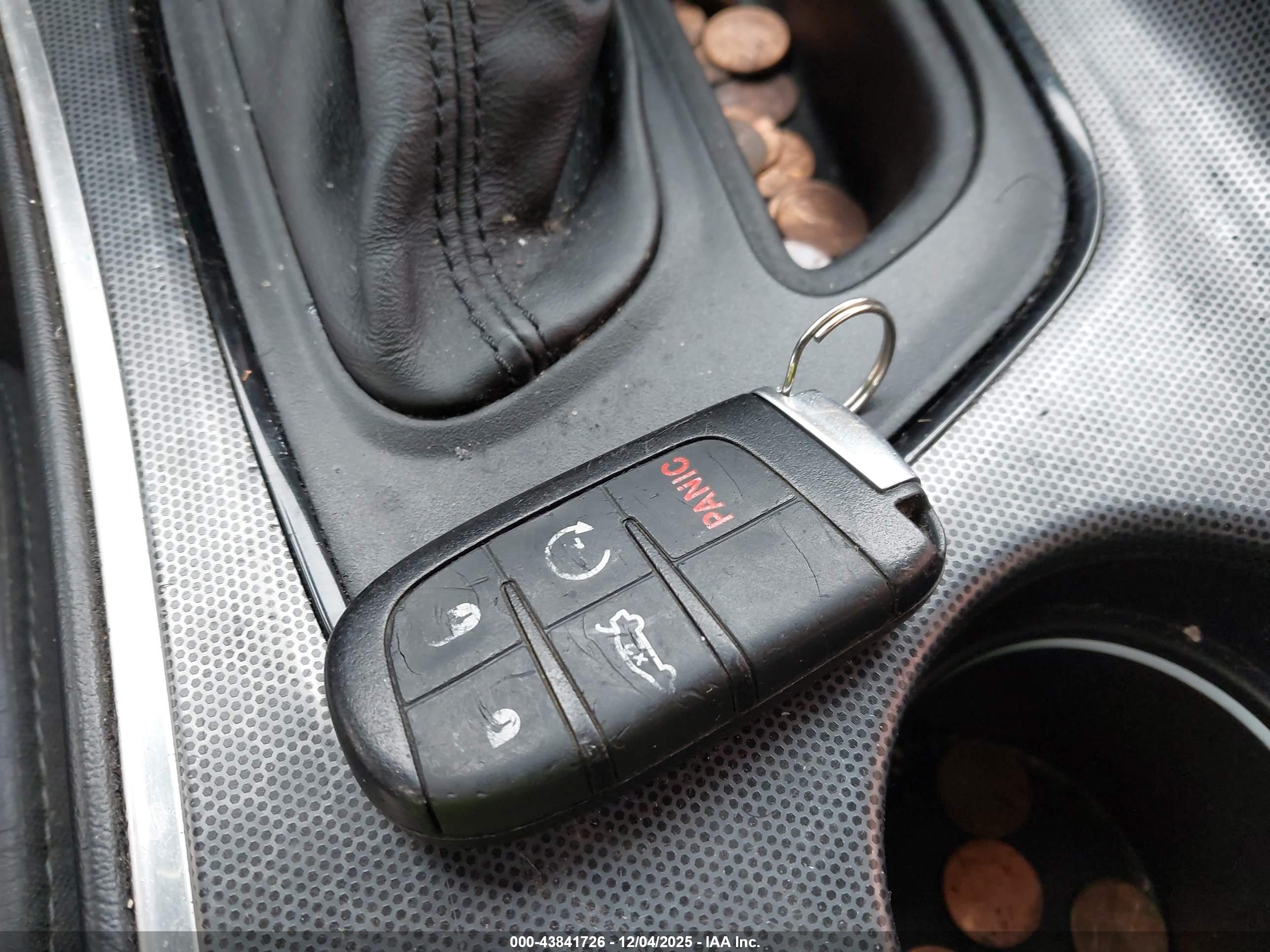 DODGE CHALLENGER image 11