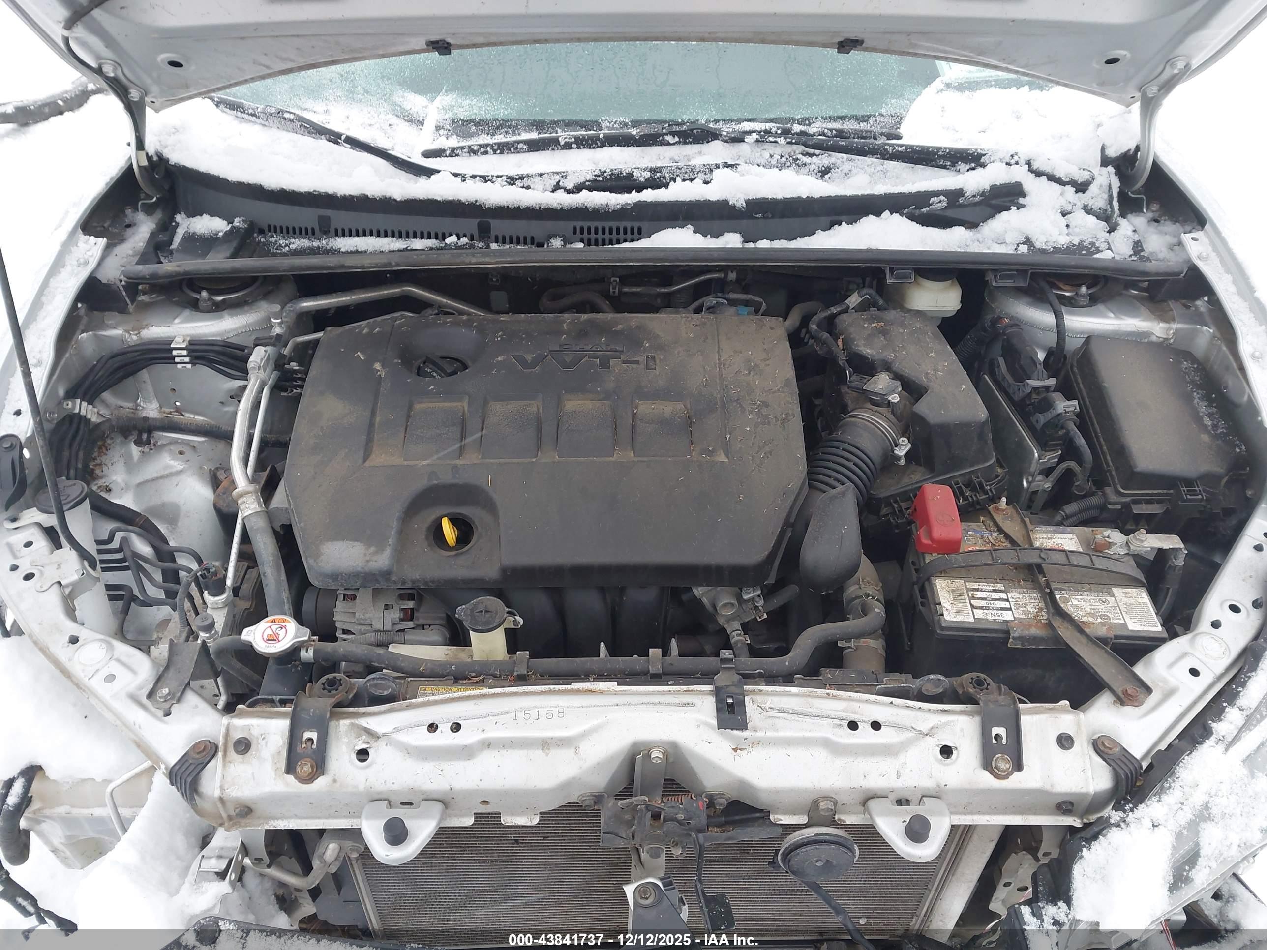 TOYOTA COROLLA image 10