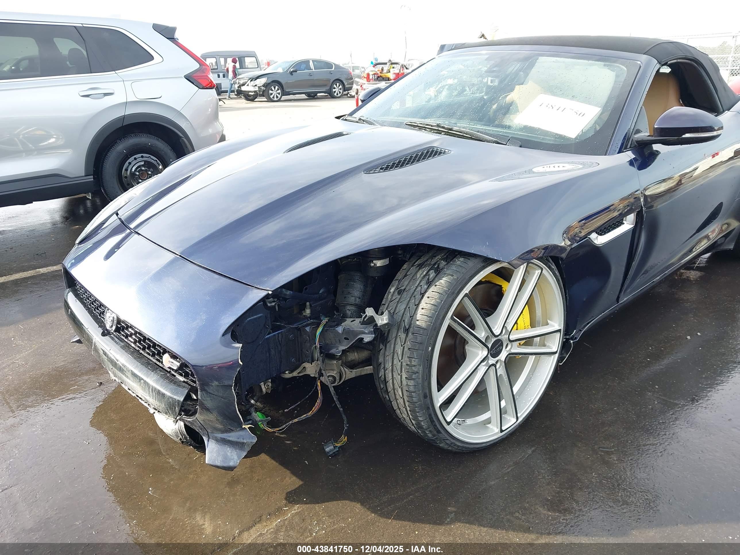 JAGUAR F-TYPE image 6