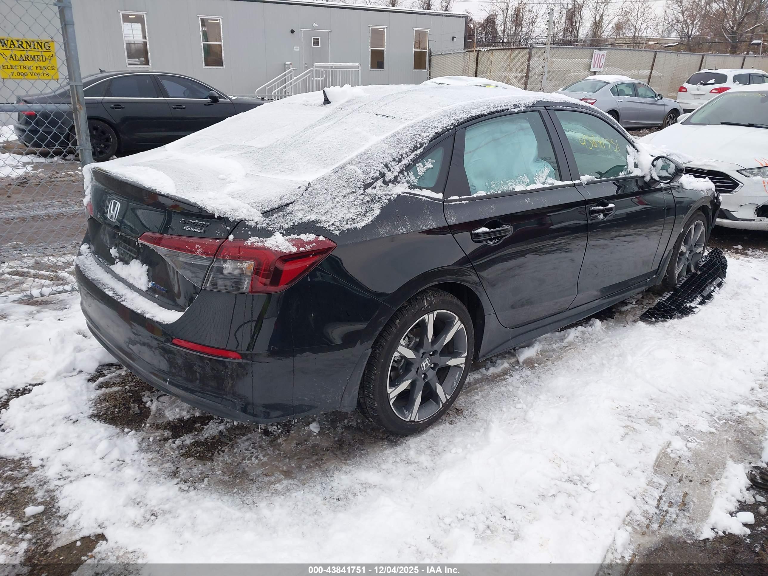 HONDA CIVIC image 4