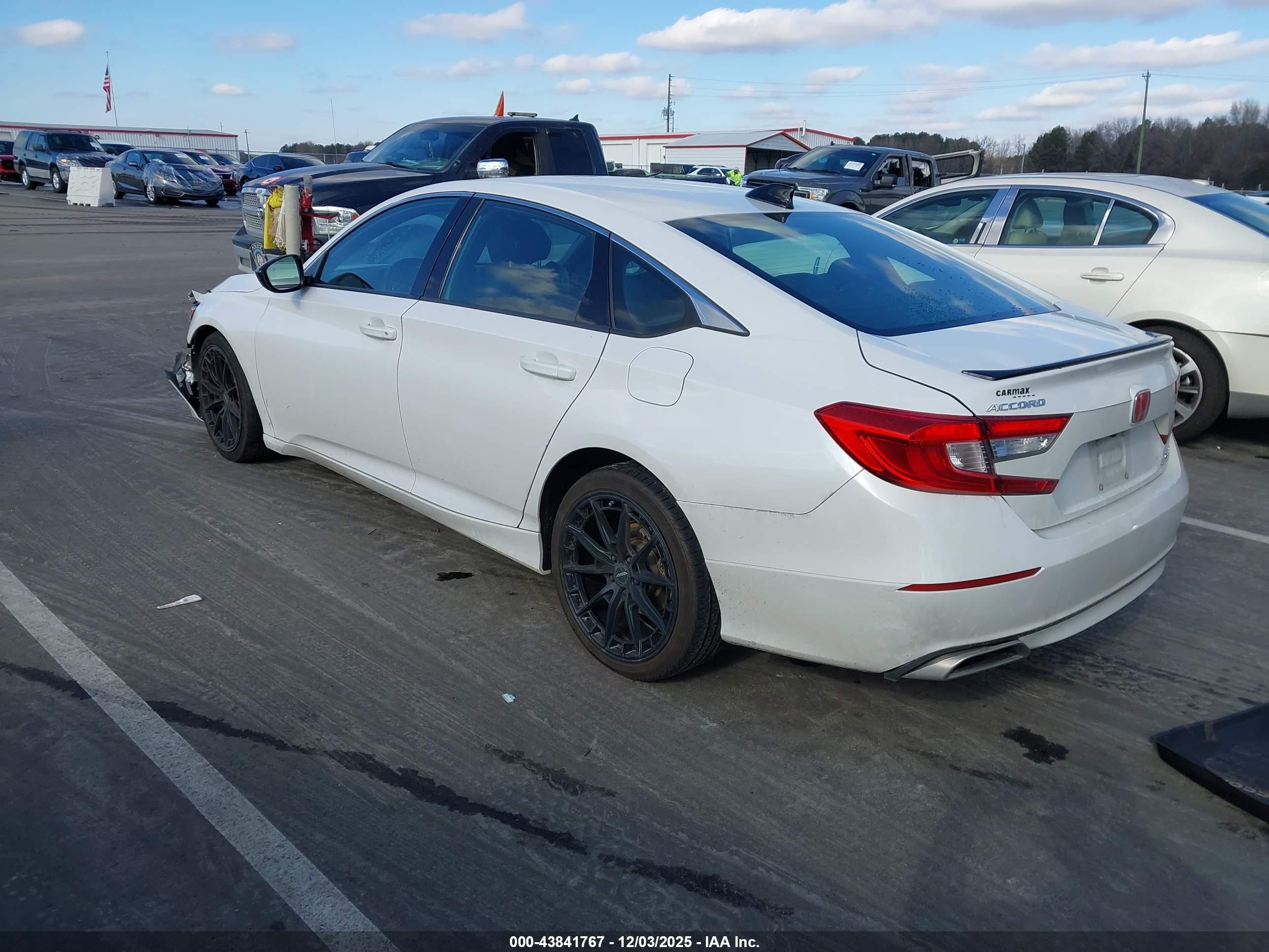 HONDA ACCORD image 3