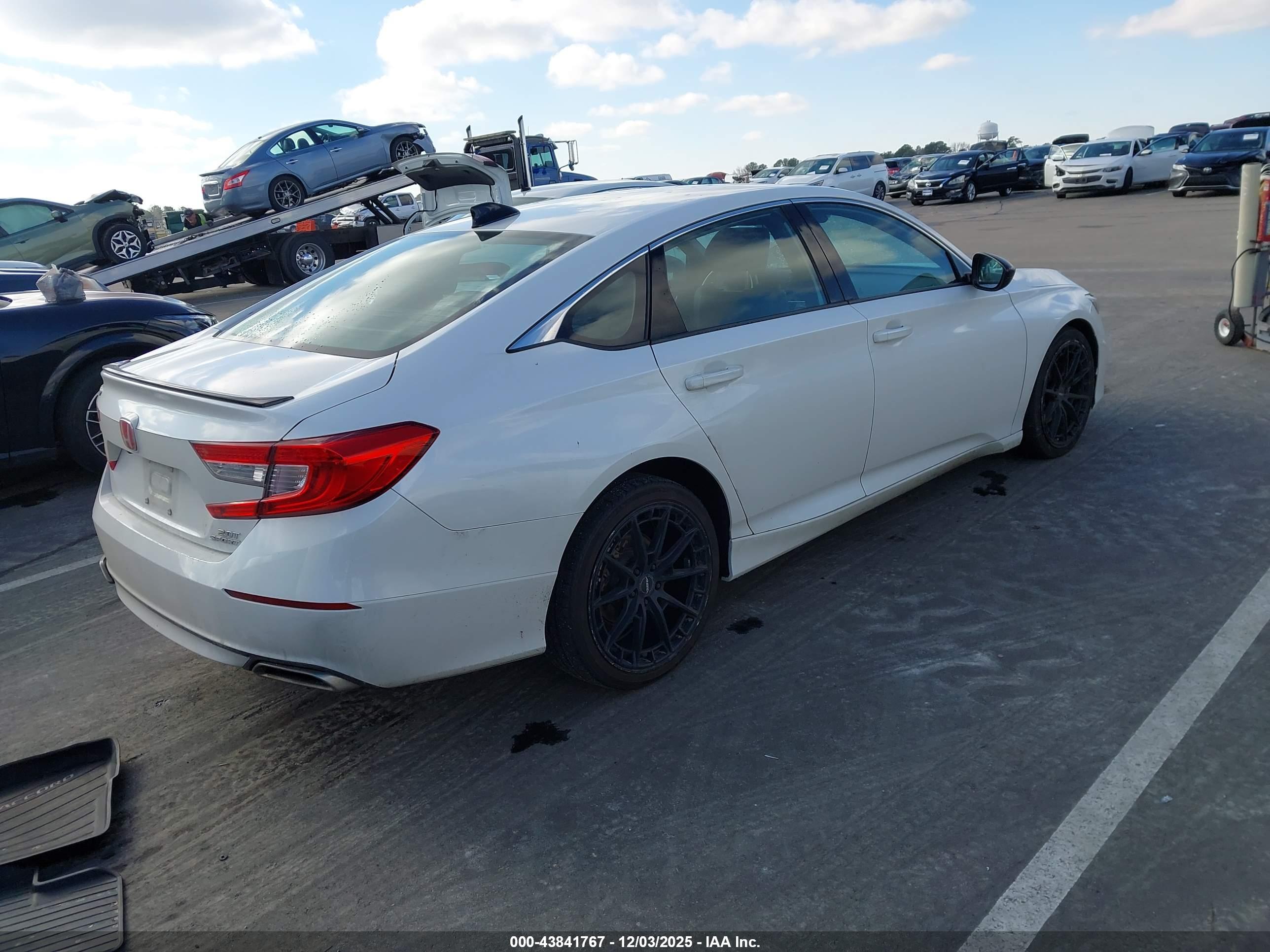 HONDA ACCORD image 4